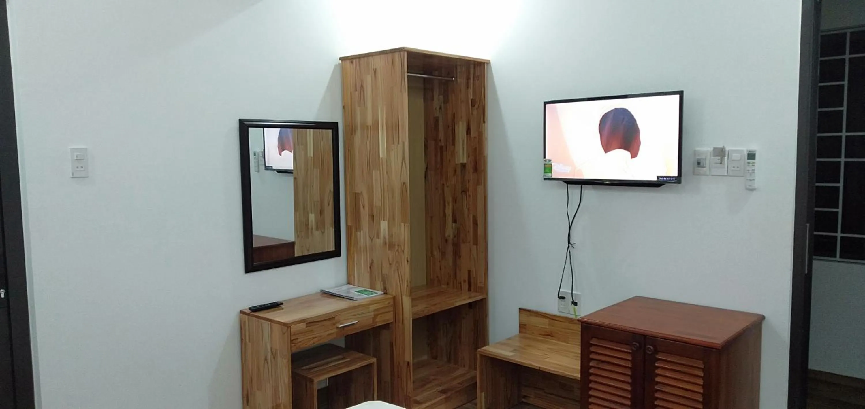 TV and multimedia in Hoi An New Life Homestay & Villa