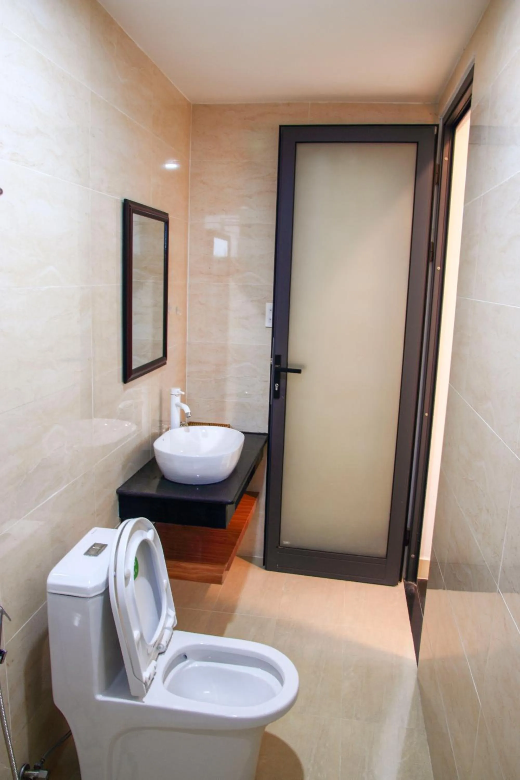 Toilet in Hoi An New Life Homestay & Villa