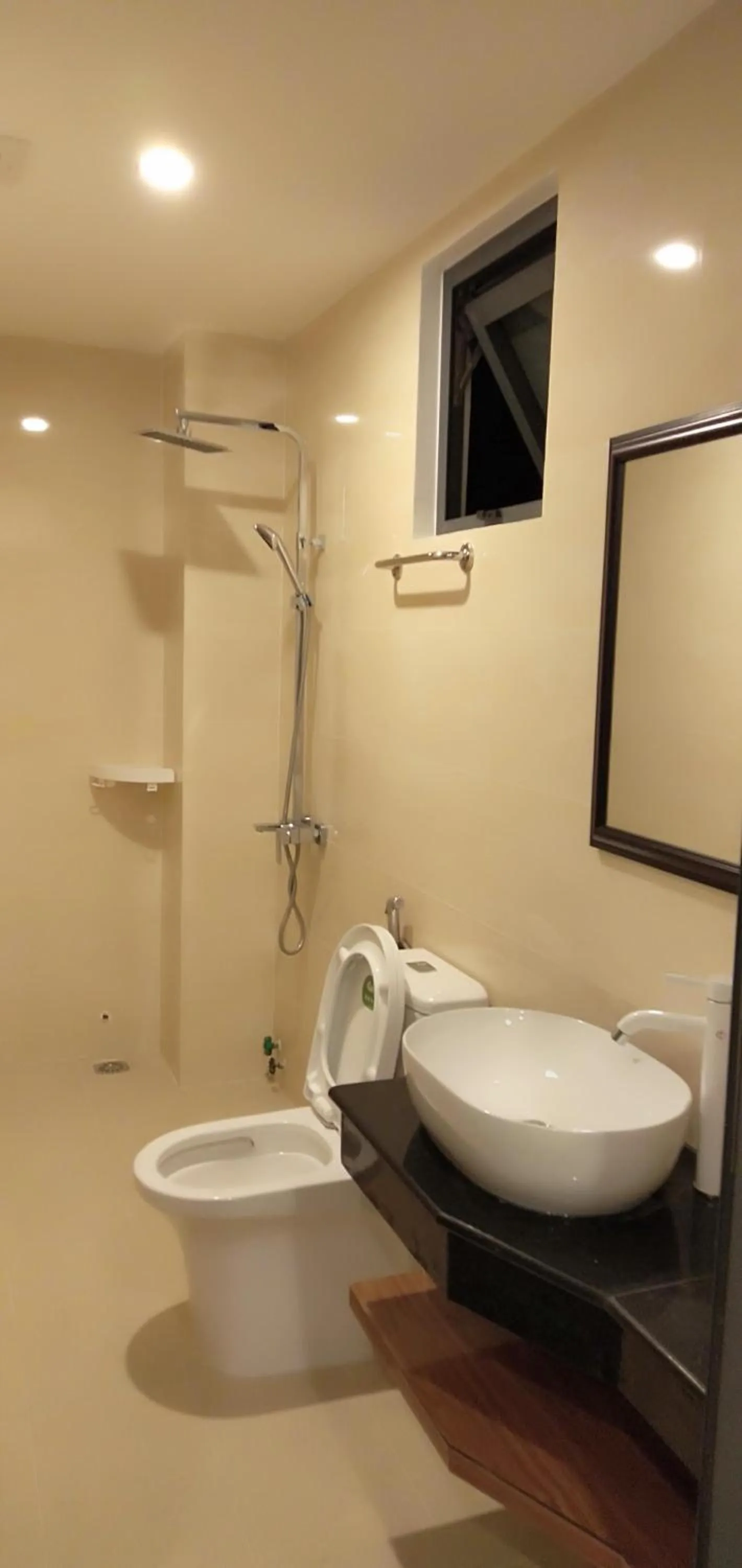 Toilet in Hoi An New Life Homestay & Villa