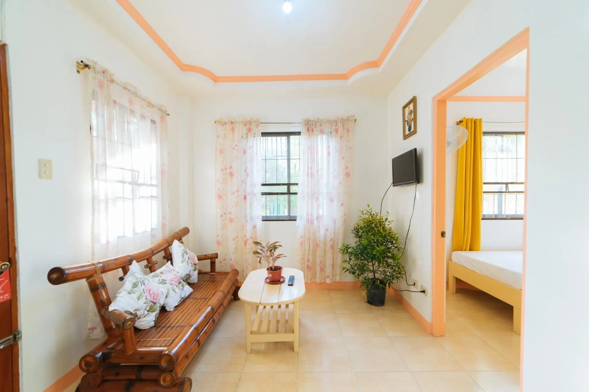 Living room, Bed in RedDoorz @ Q Abeto Street Mandurriao