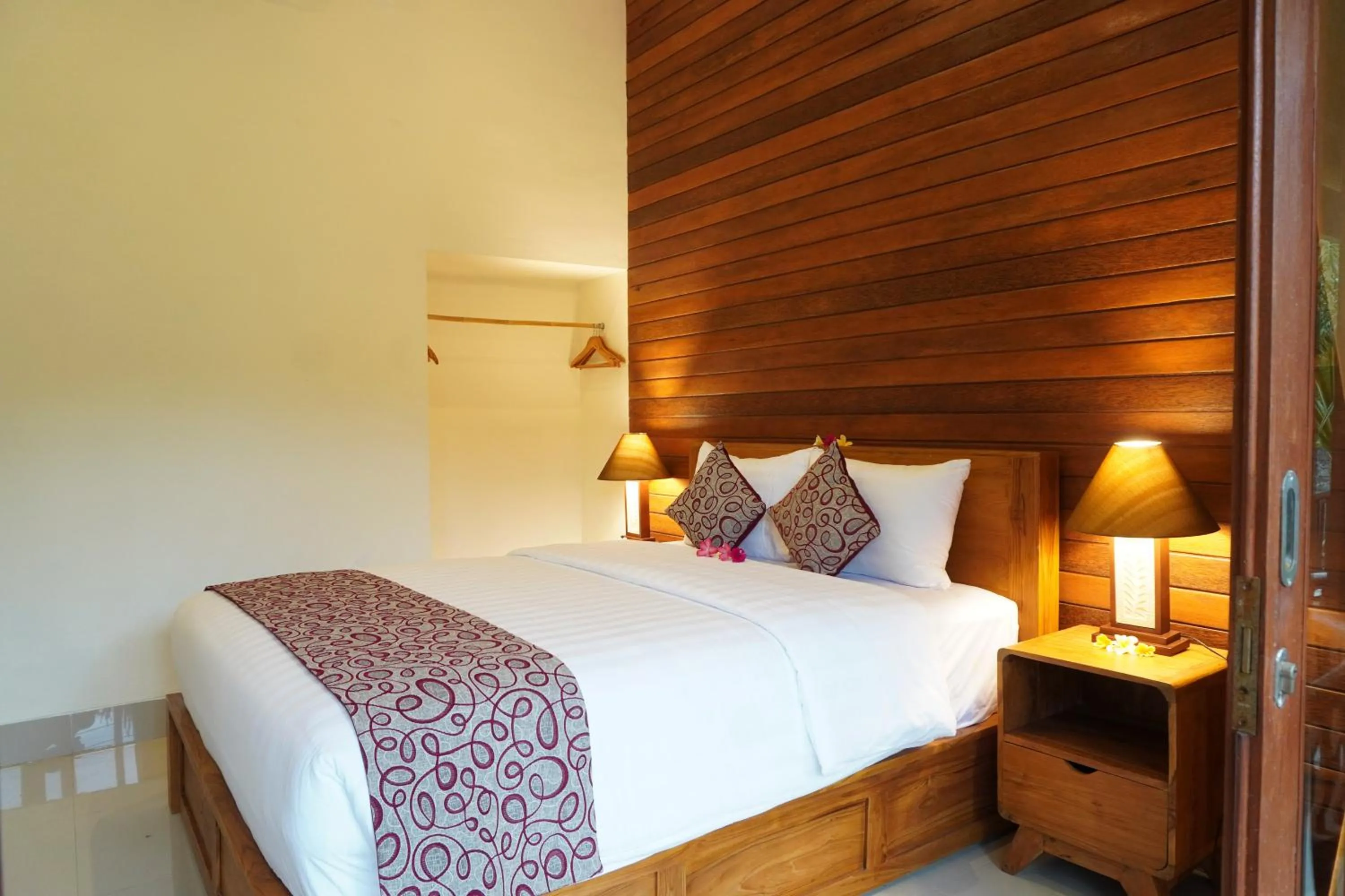 Bed in Karang Agartha Lembongan