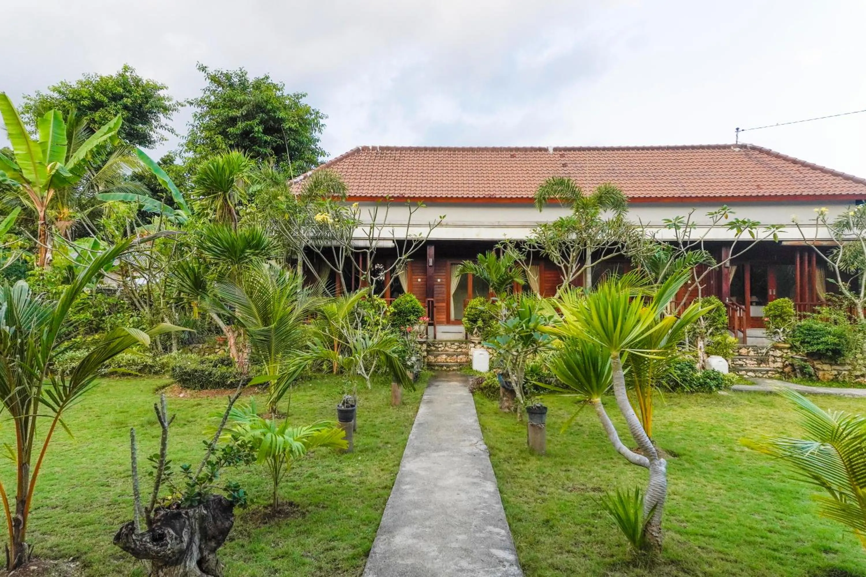 Property Building in Karang Agartha Lembongan