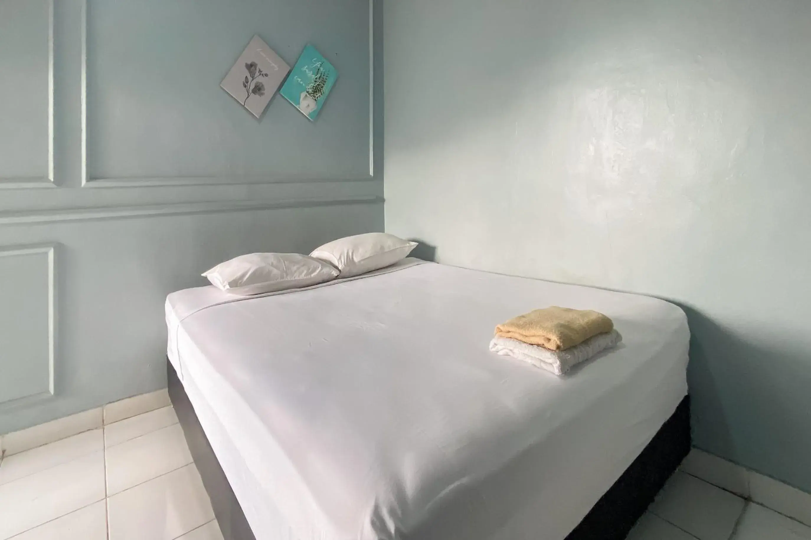 Bedroom, Bed in Andung Residence Lampung RedPartner Bedroom, Bed in Andung Residence Lampung RedPartner