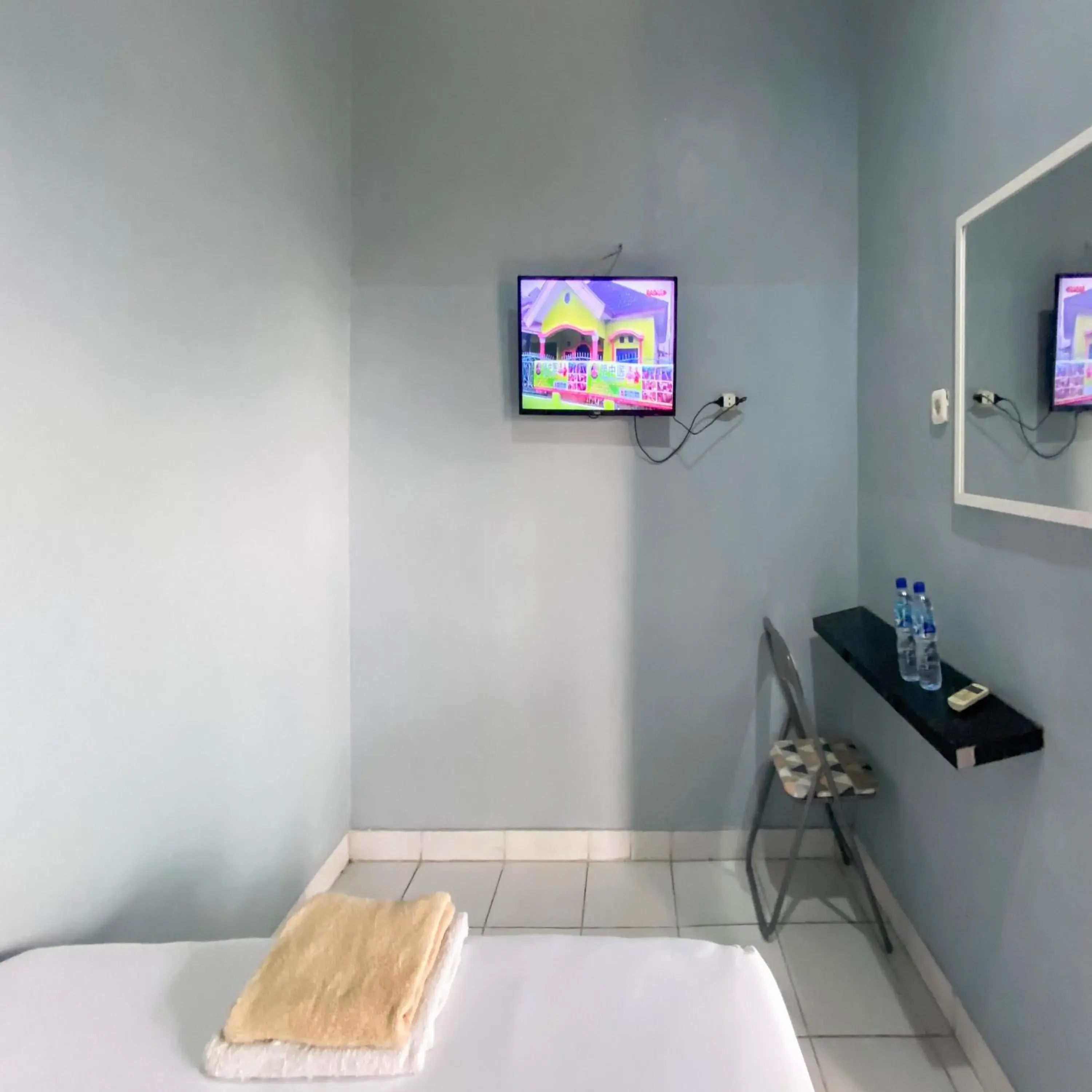 Bedroom, Bed in Andung Residence Lampung RedPartner Bedroom, Bed in Andung Residence Lampung RedPartner