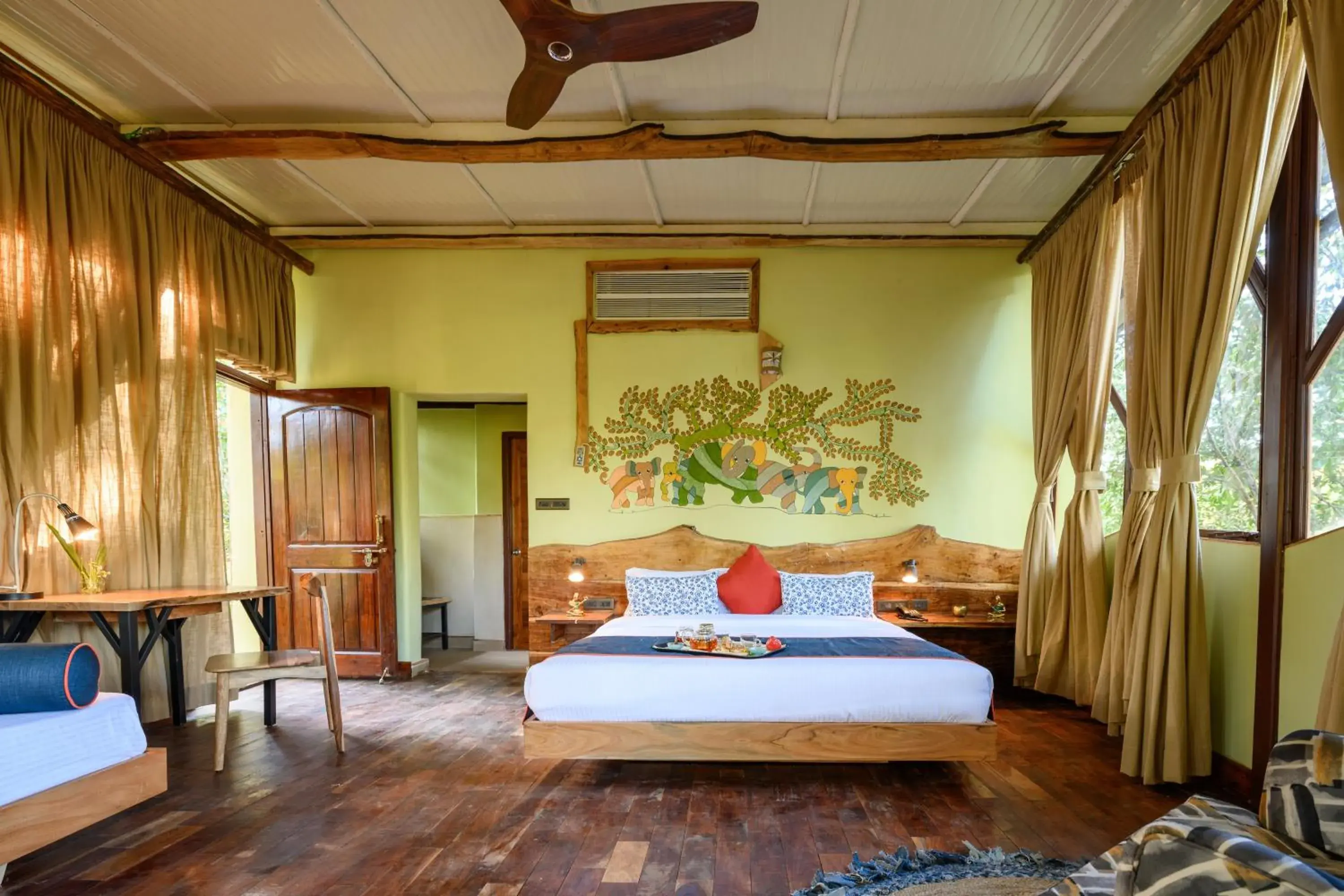 Photo of the whole room, Bed in Kanha Jungle Camp Photo of the whole room, Bed in Kanha Jungle Camp