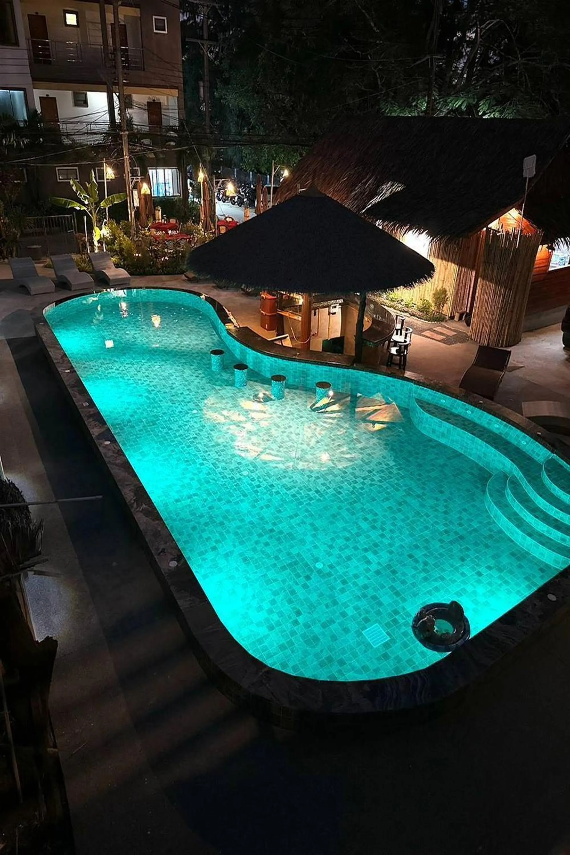 Swimming pool in Ginis Beach Resort