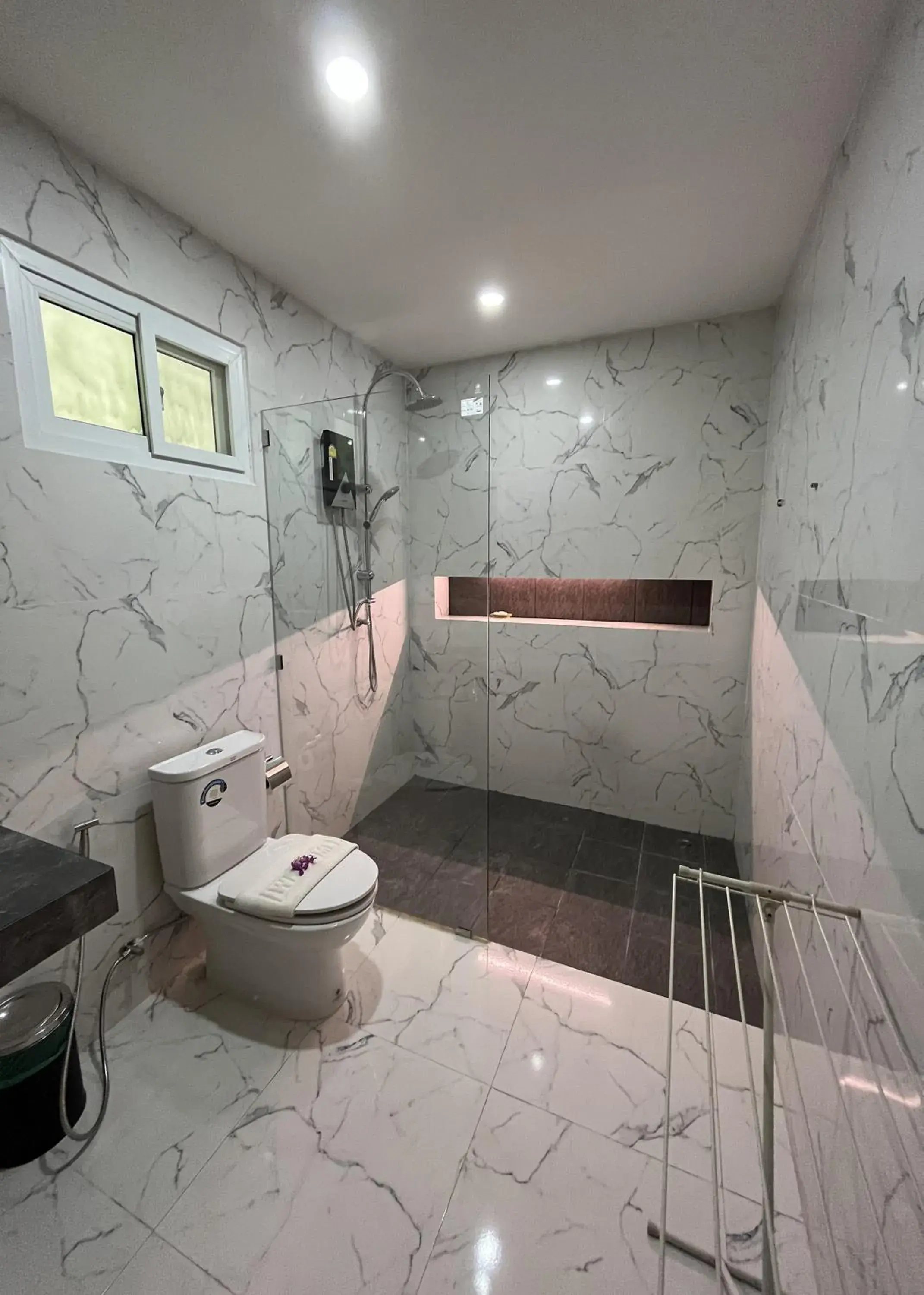 Bathroom in Ginis Beach Resort Bathroom in Ginis Beach Resort