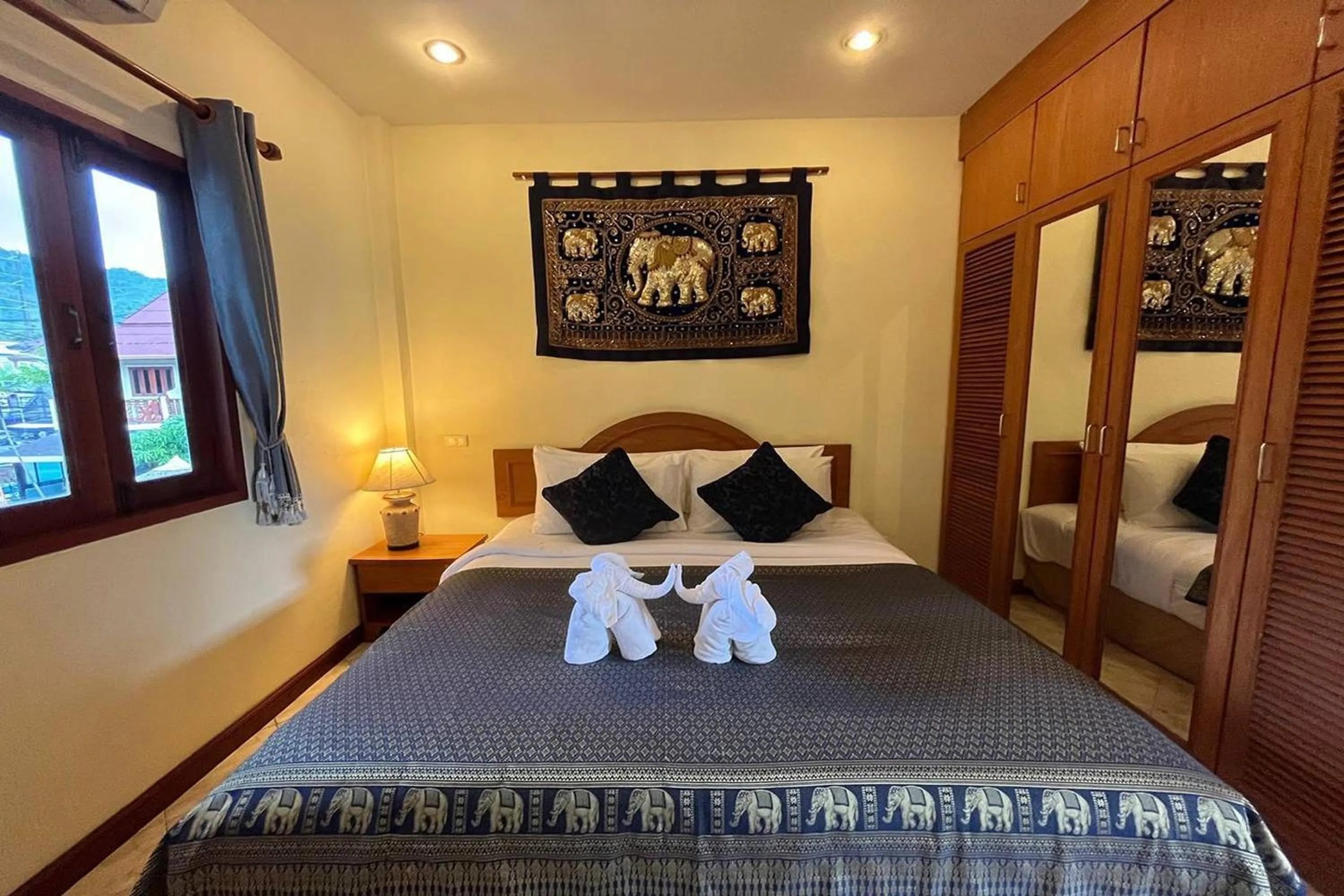 Bedroom, Bed in Ginis Beach Resort