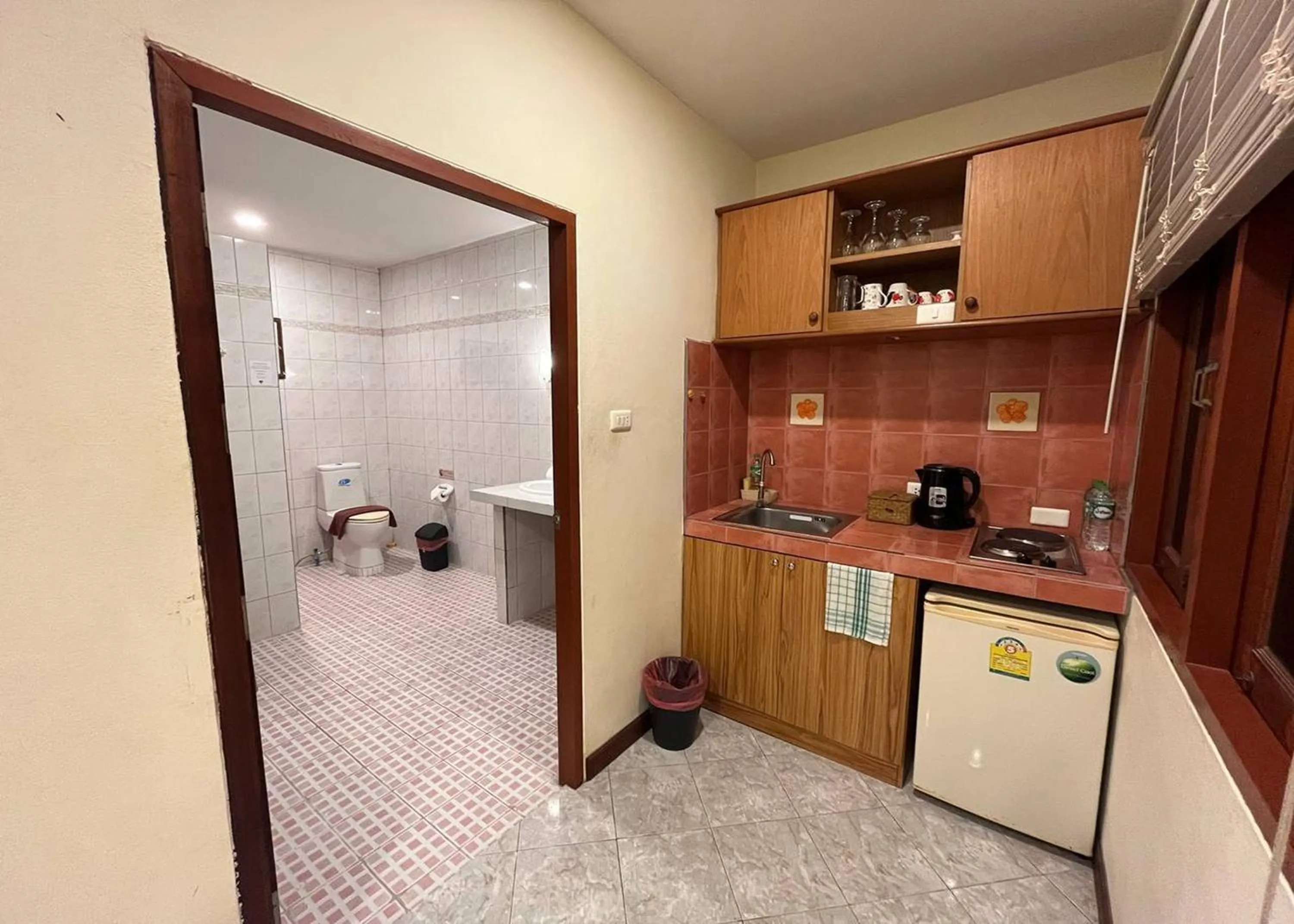 Kitchen or kitchenette in Ginis Beach Resort