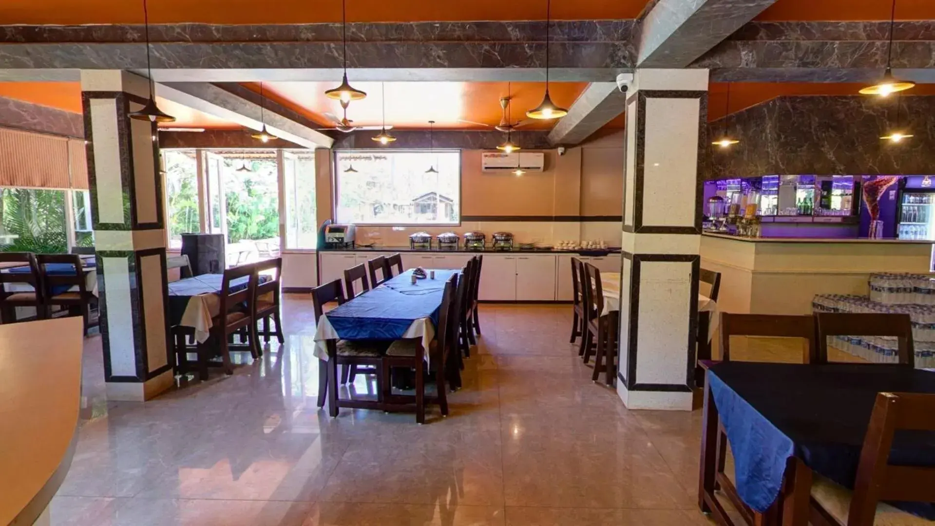 Restaurant/places to eat in Golden Sands Resort, Morjim Restaurant/places to eat in Golden Sands Resort, Morjim