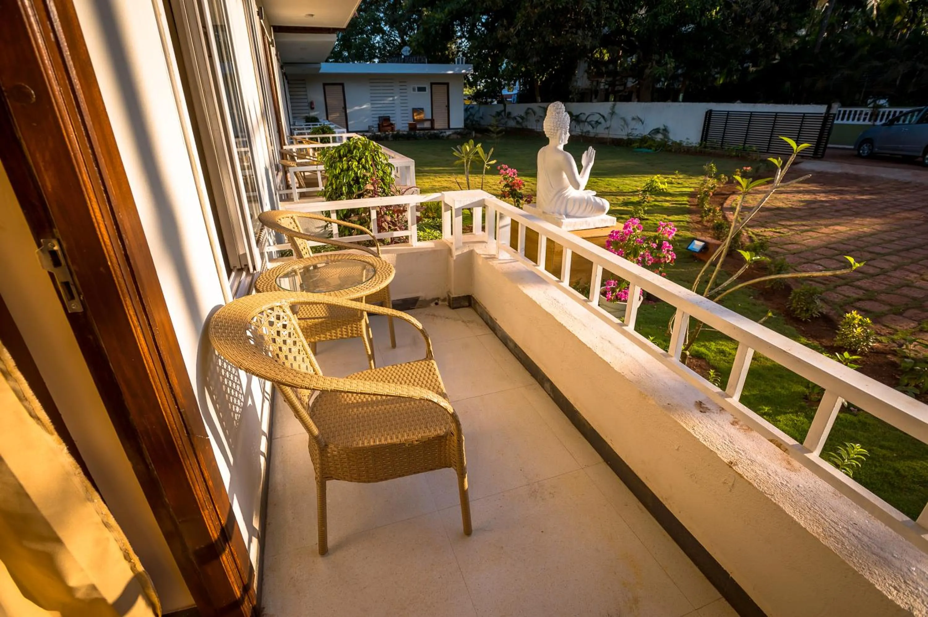 Garden in Golden Sands Resort, Morjim
