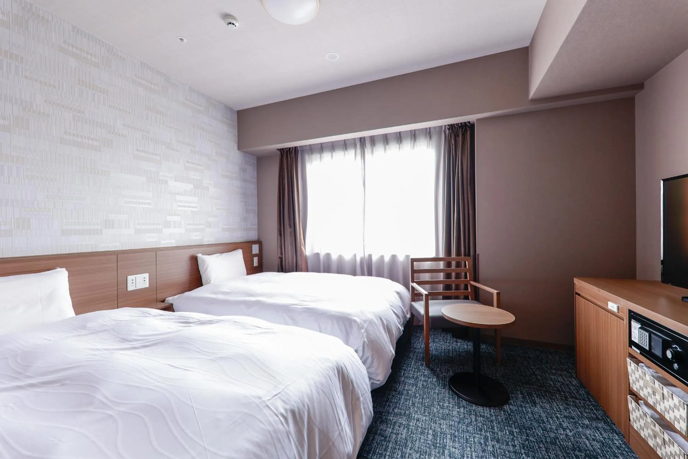 Standard Twin Room in Dormy Inn Kobe Motomachi Natural Hot Springs