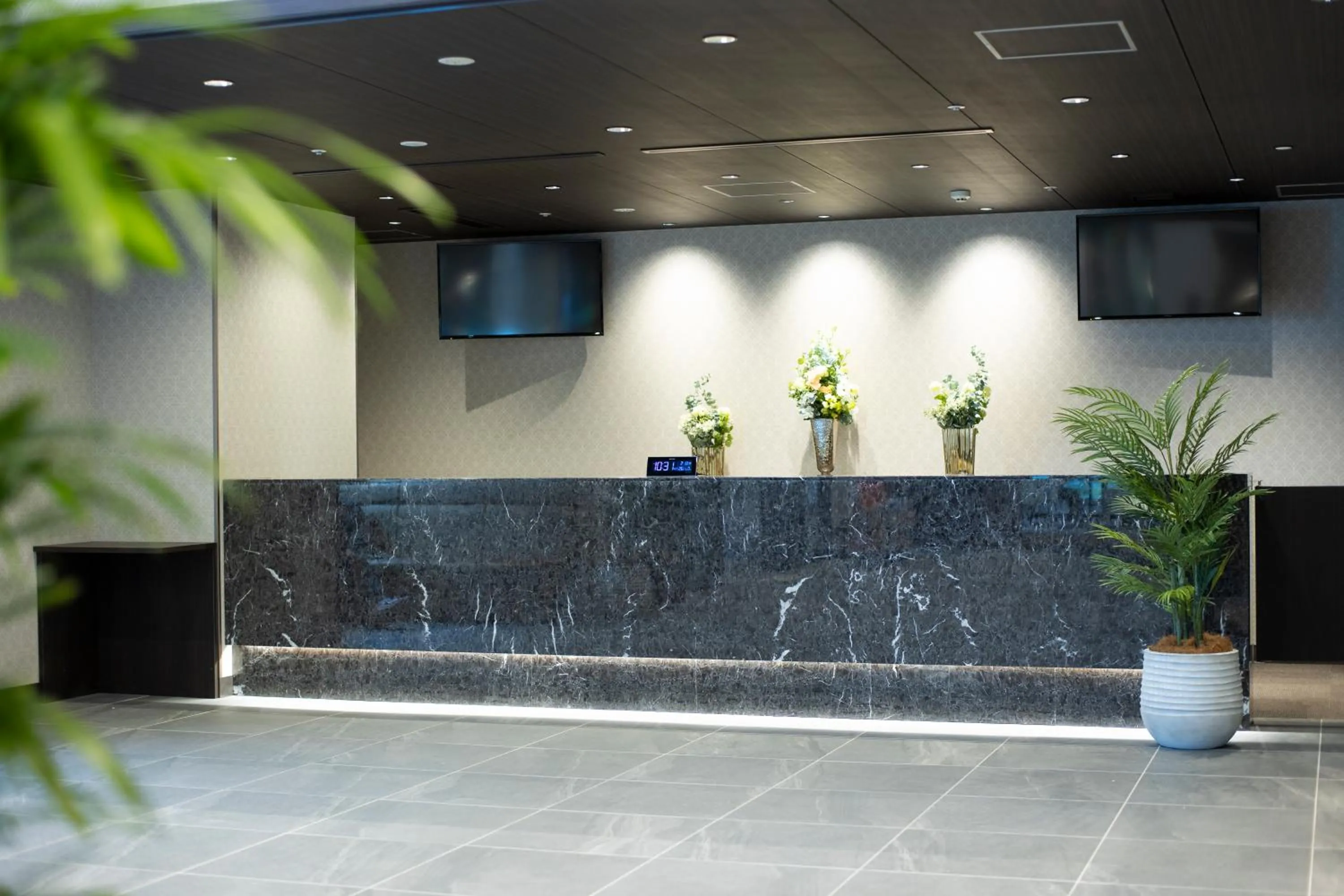 Lobby or reception in Dormy Inn Kobe Motomachi Natural Hot Springs