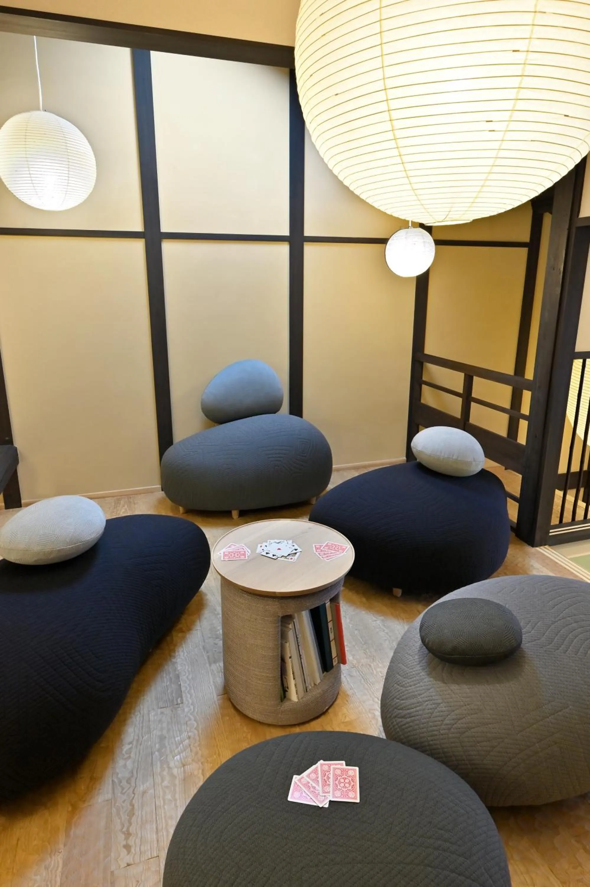 Seating area in Kyo no Ondokoro MARUTAMACHI #7