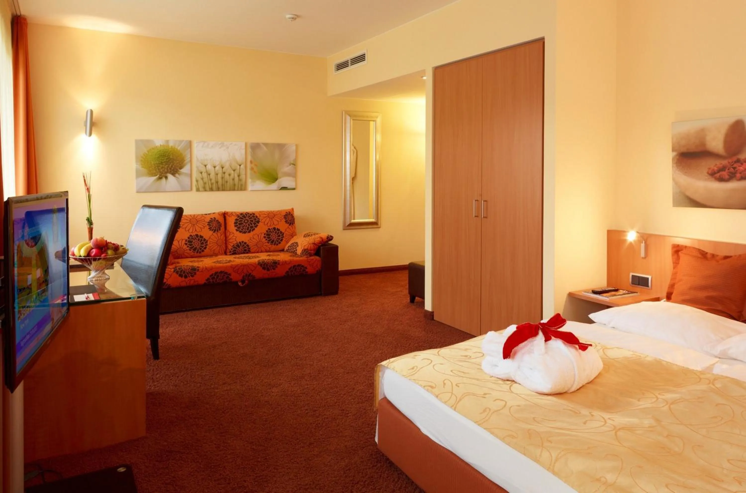 Photo of the whole room, Bed in Wessinger