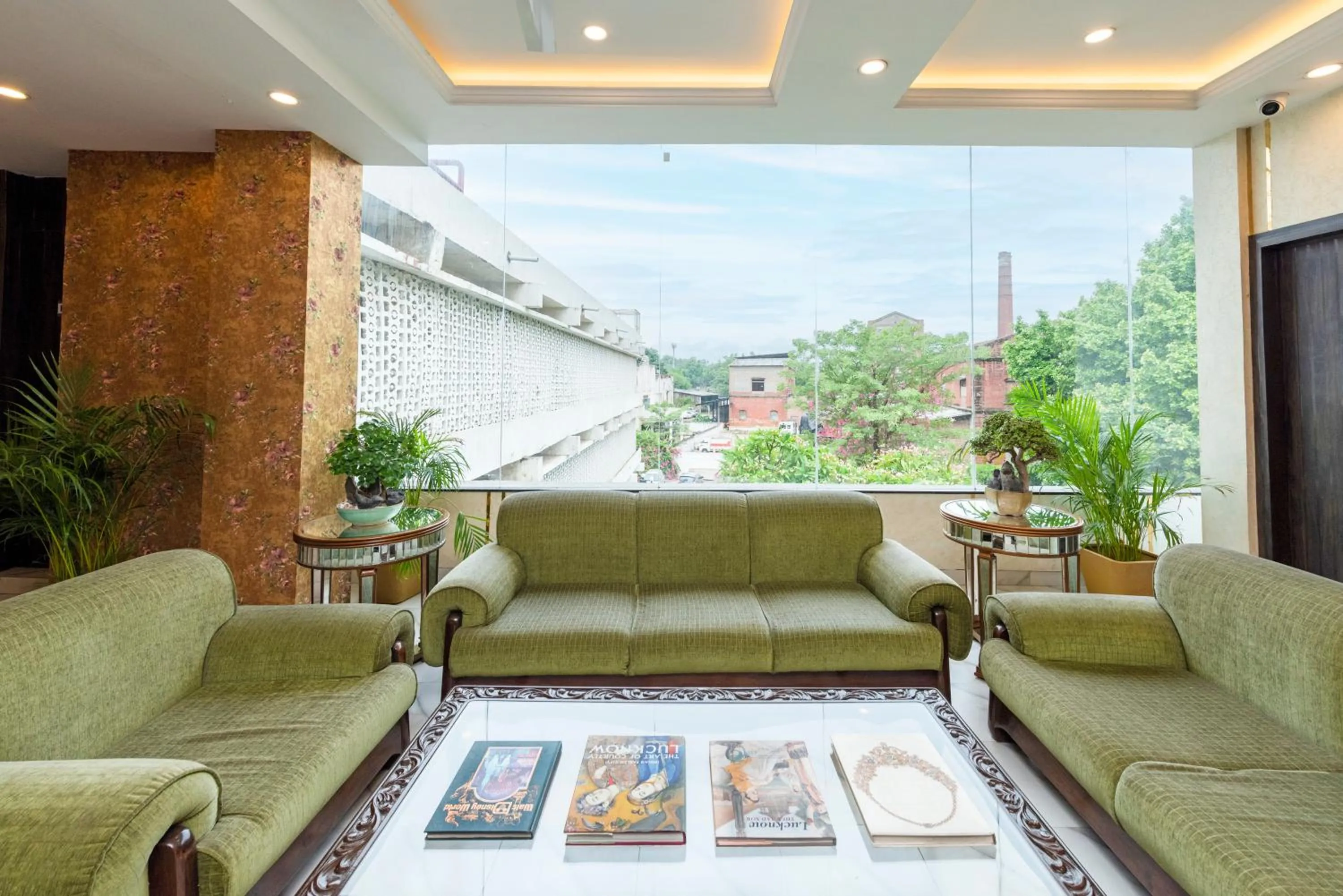 Seating area in Hotel CASA Aishbagh