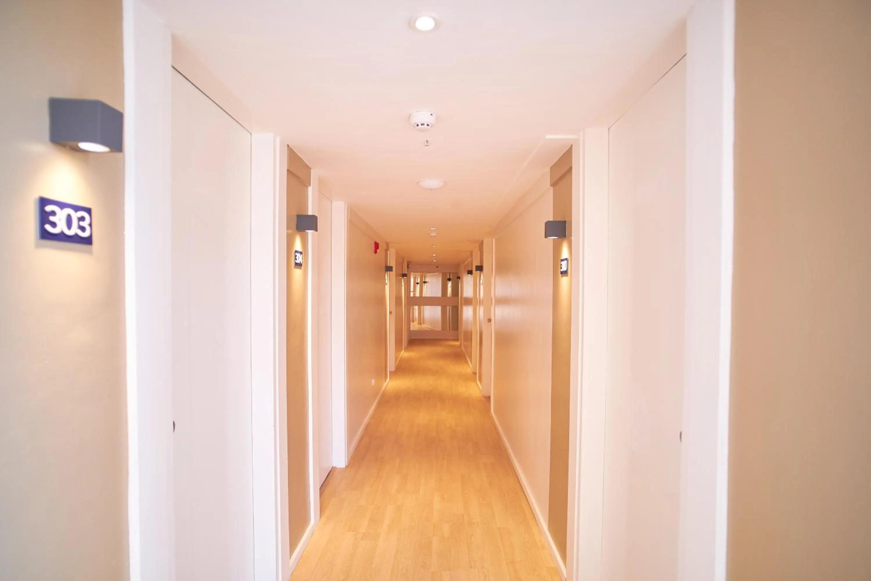 Property building in Bridge Hotel Express