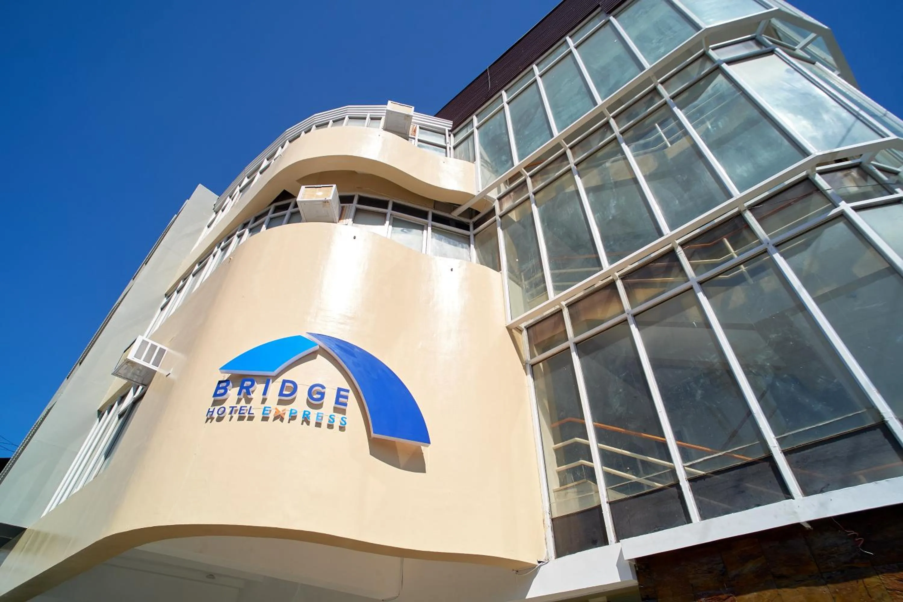 Property building in Bridge Hotel Express