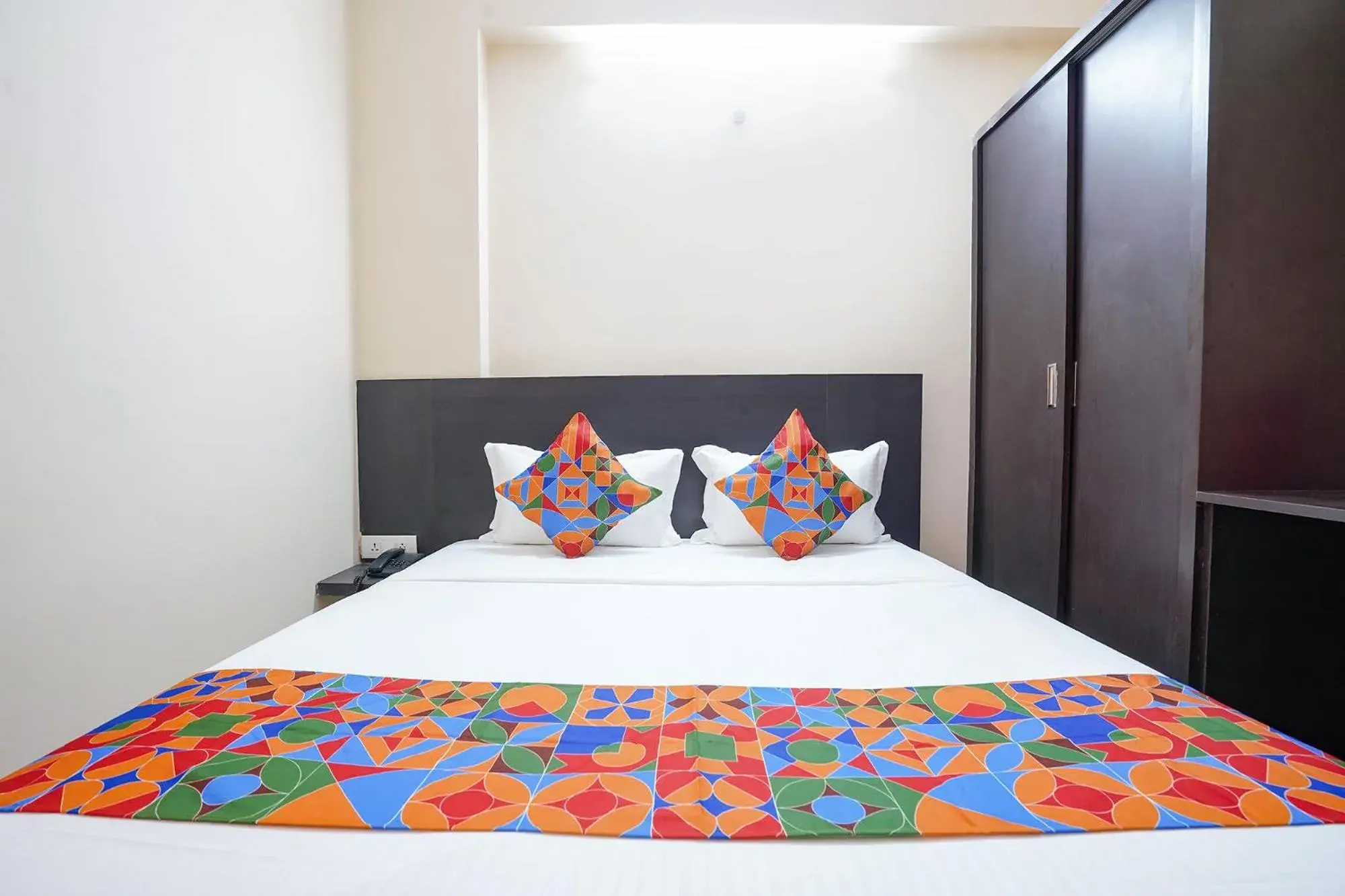 Bed in FabHotel Serenity - Nr AIG Hospital, Gachibowli Bed in FabHotel Serenity - Nr AIG Hospital, Gachibowli