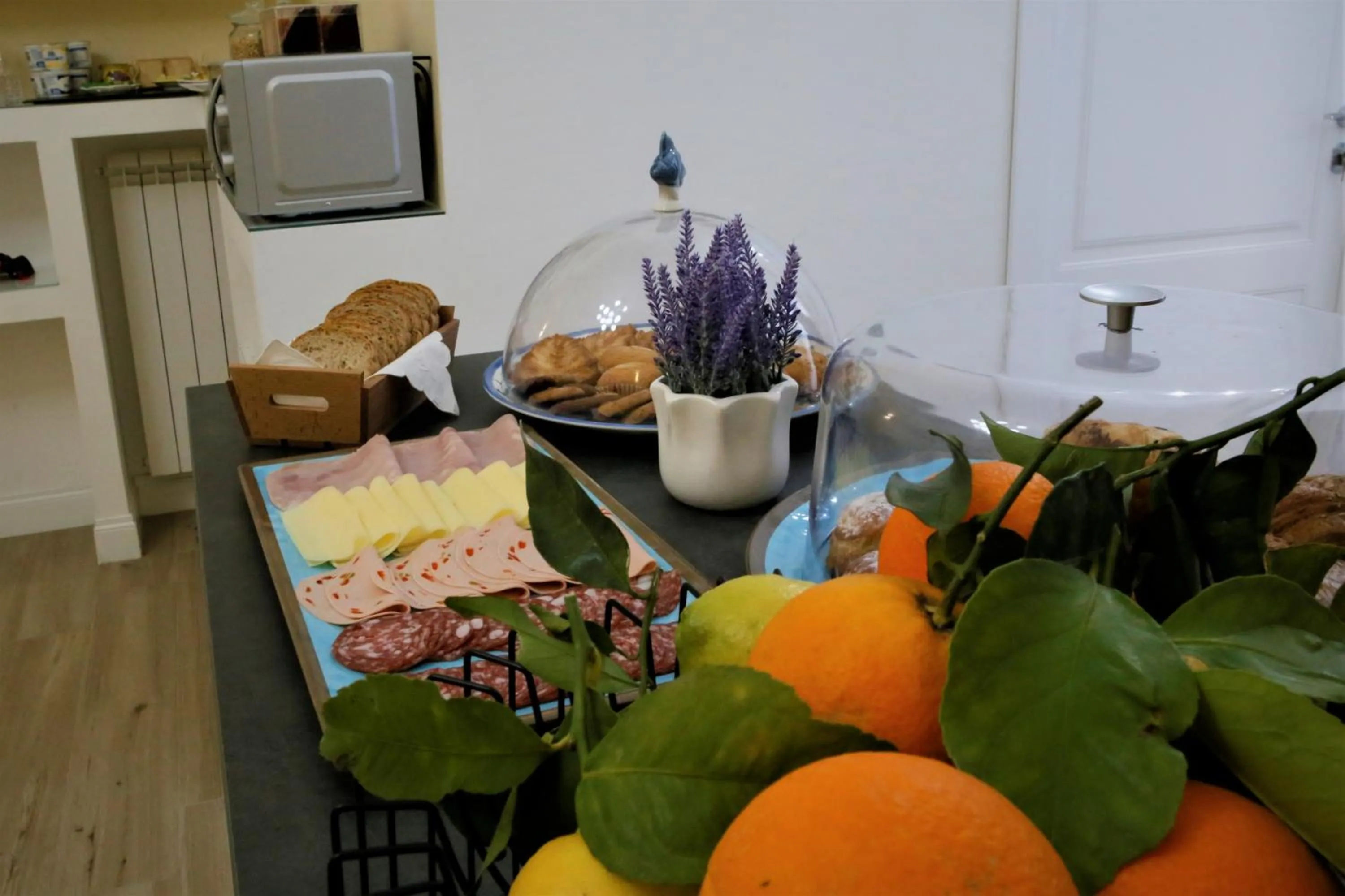 Breakfast in Porta San Gennaro