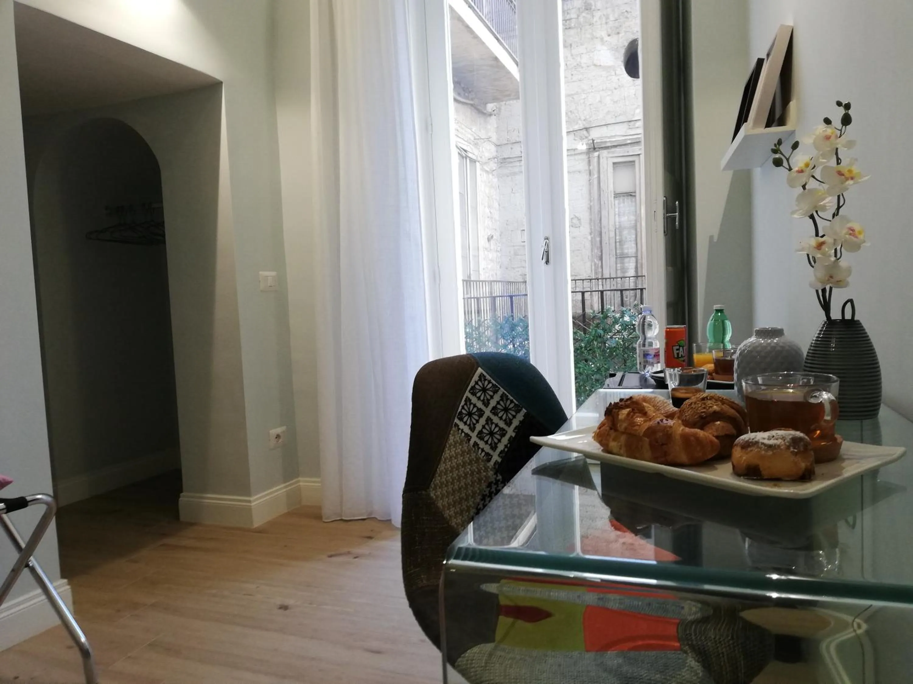 Property building in Porta San Gennaro