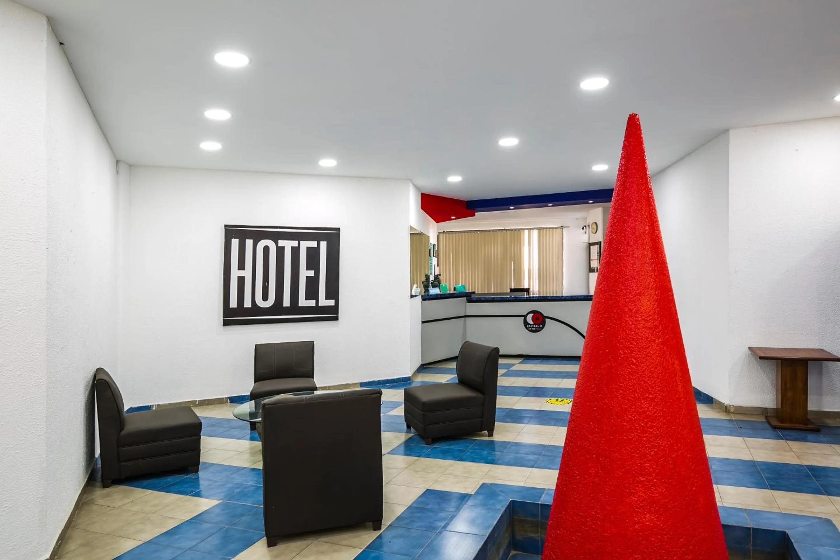 Lobby or reception in Capital O Hotel Casa Blanca, Morelia