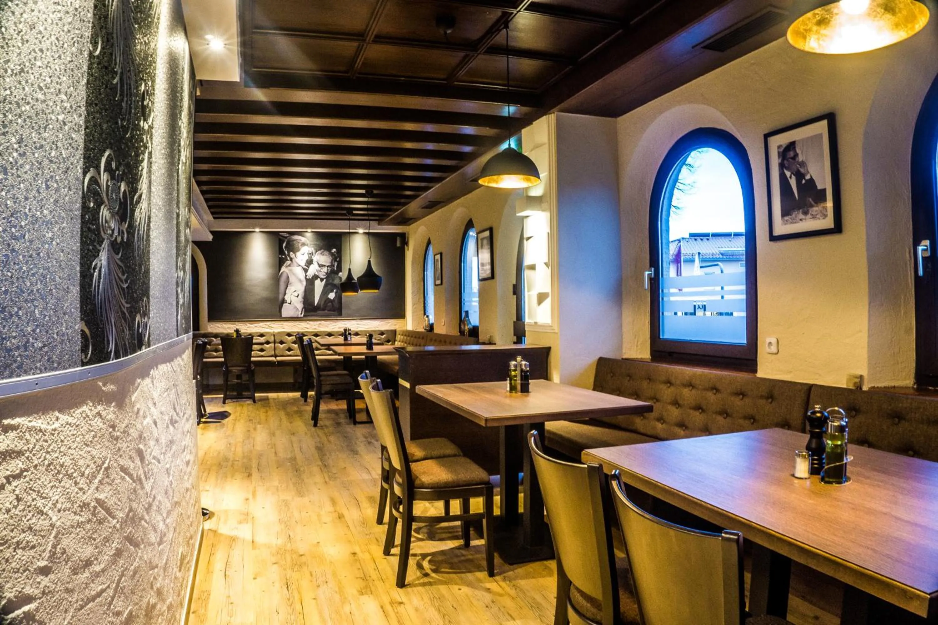 Restaurant/places to eat in Hotel-Restaurant Alpha