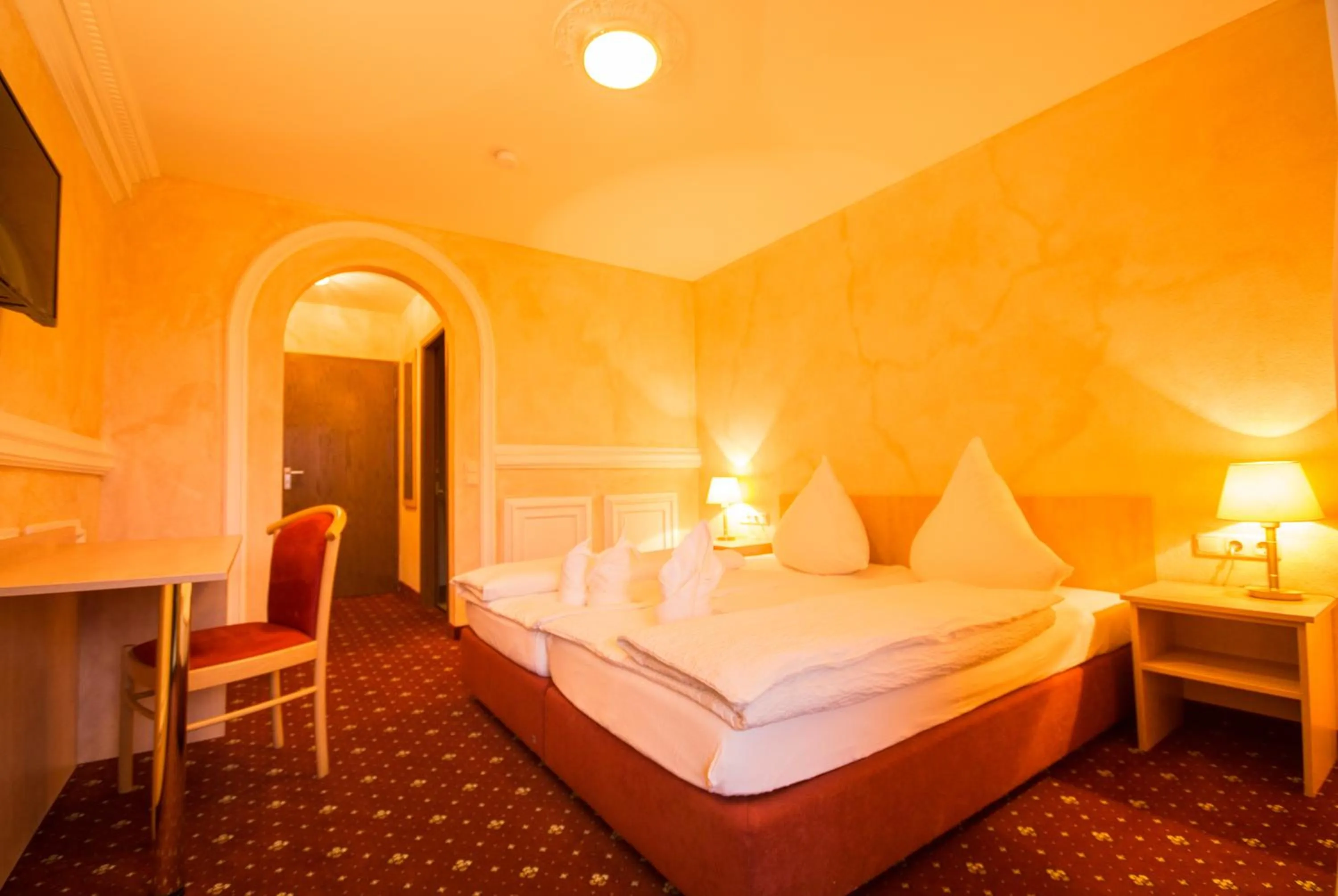 Photo of the whole room, Bed in Hotel-Restaurant Alpha
