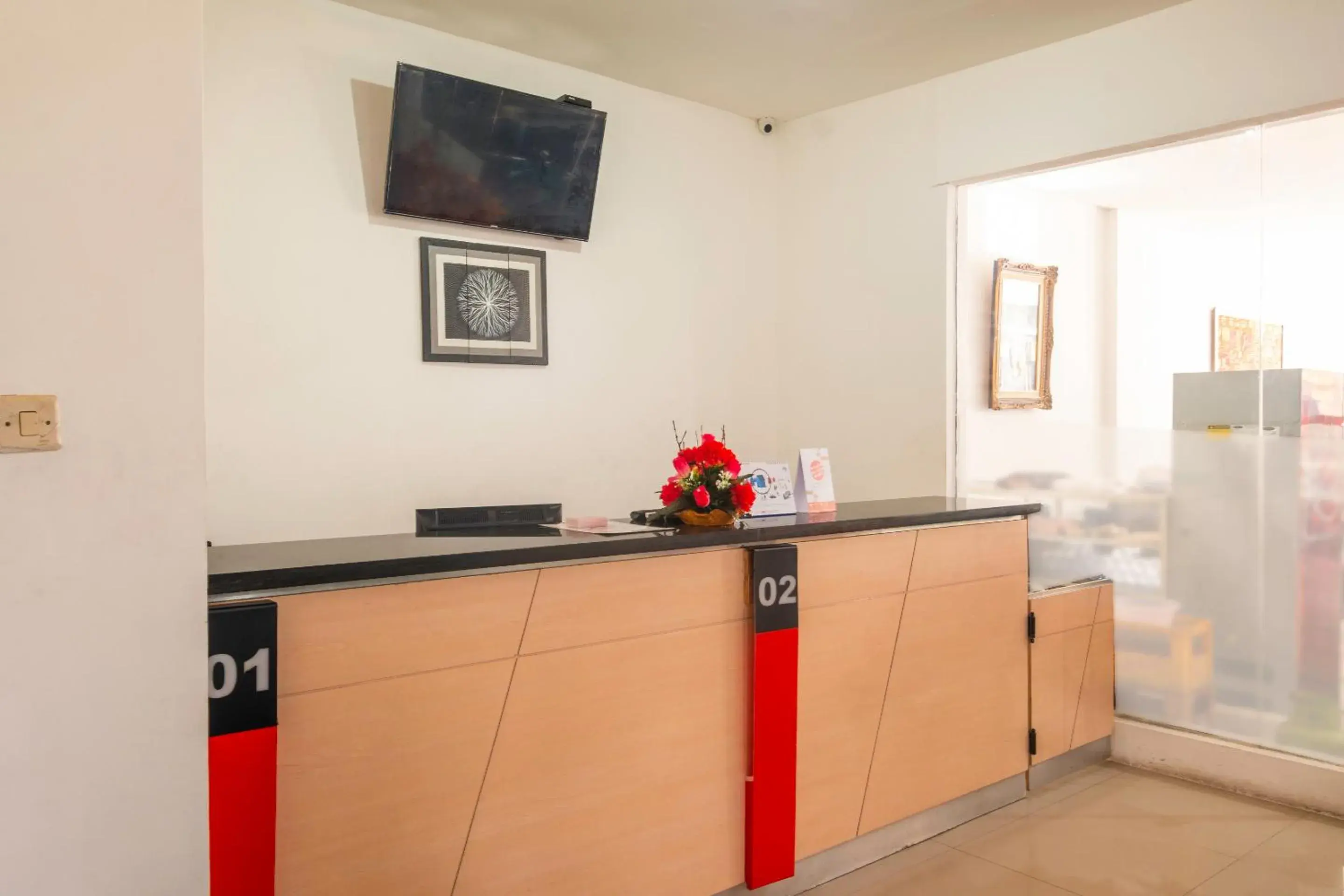 Lobby or reception in RedDoorz near Exit Toll Moh. Toha Lobby or reception in RedDoorz near Exit Toll Moh. Toha