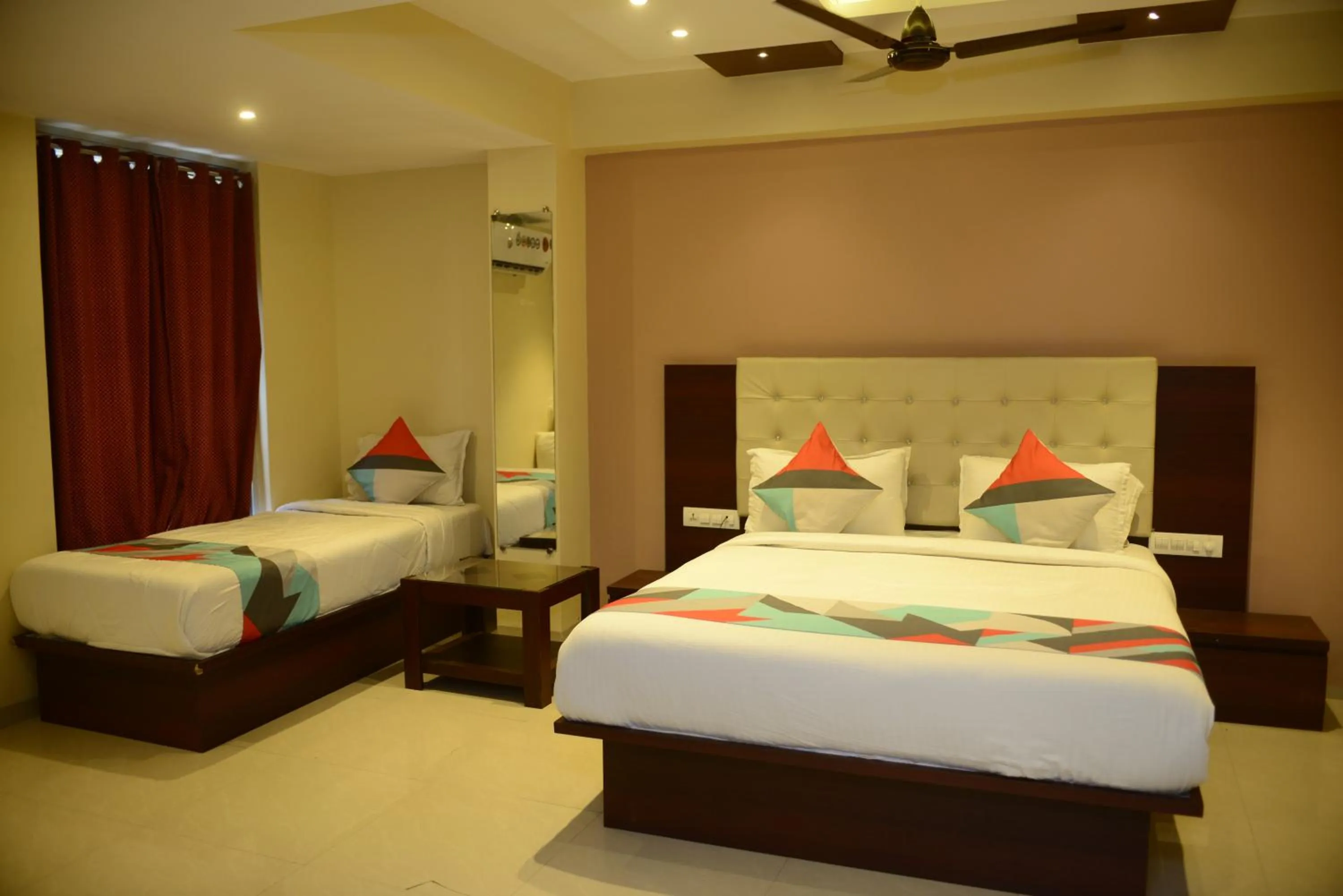 Photo of the whole room, Bed in Hotel Malad Inn opposite Malad Railway Station