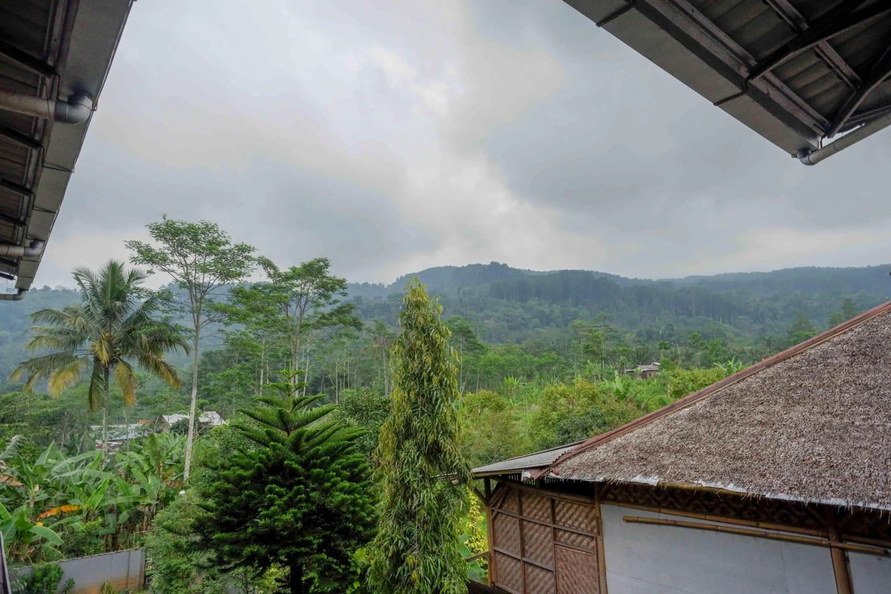 View (from property/room) in RedDoorz near Lokawisata Baturaden