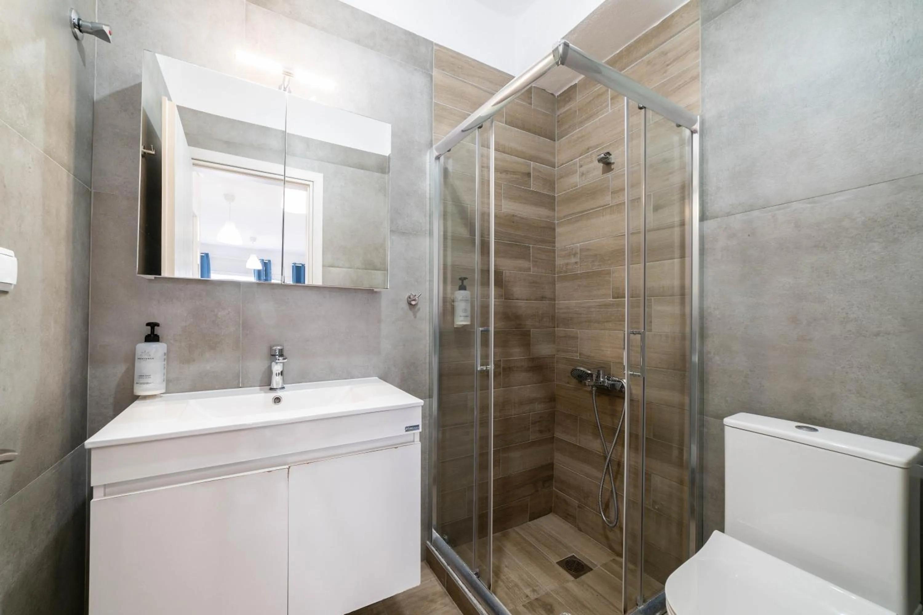 Shower in Thalassa & Thalassa Prive Residential Complex