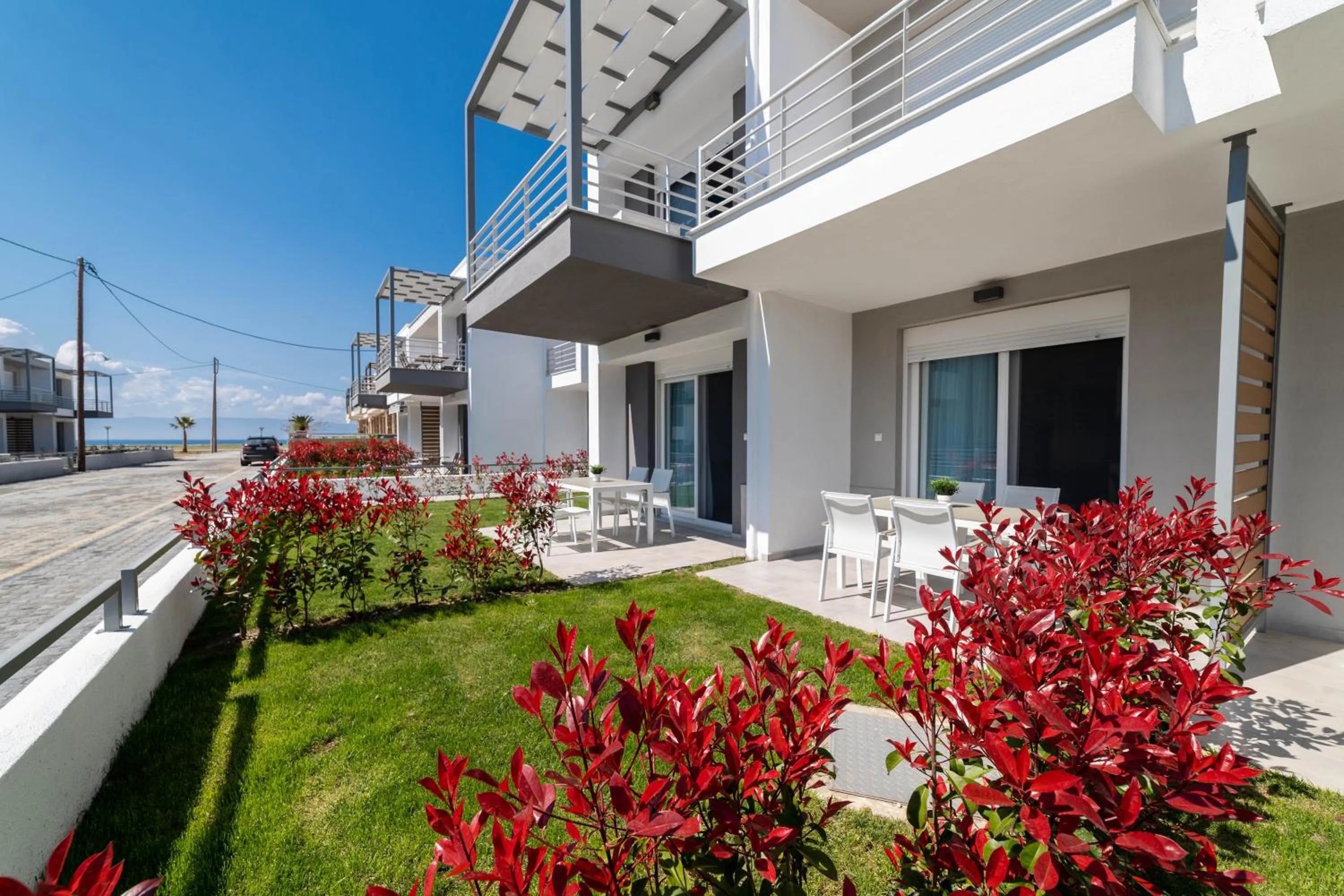 Property building in Thalassa & Thalassa Prive Residential Complex