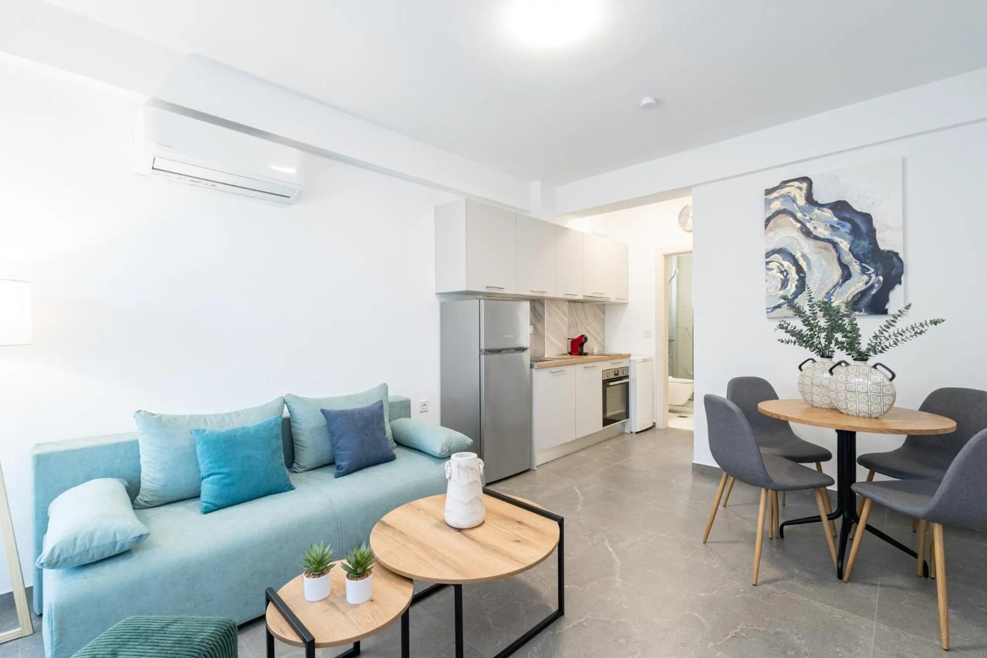 Kitchen or kitchenette in Thalassa & Thalassa Prive Residential Complex