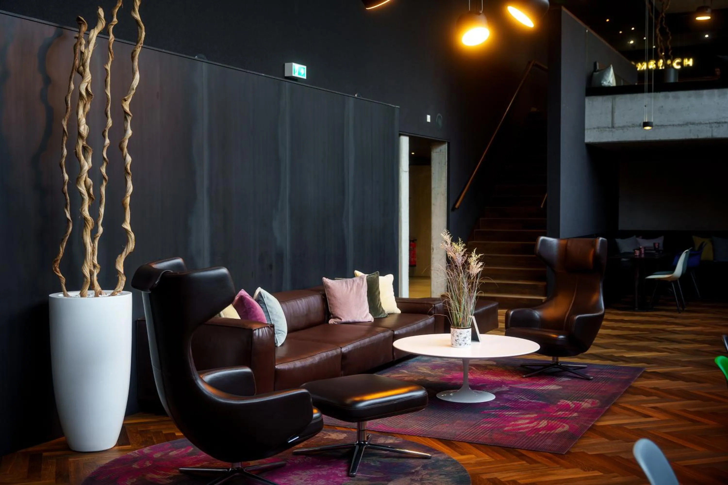 Property building in Roomreich