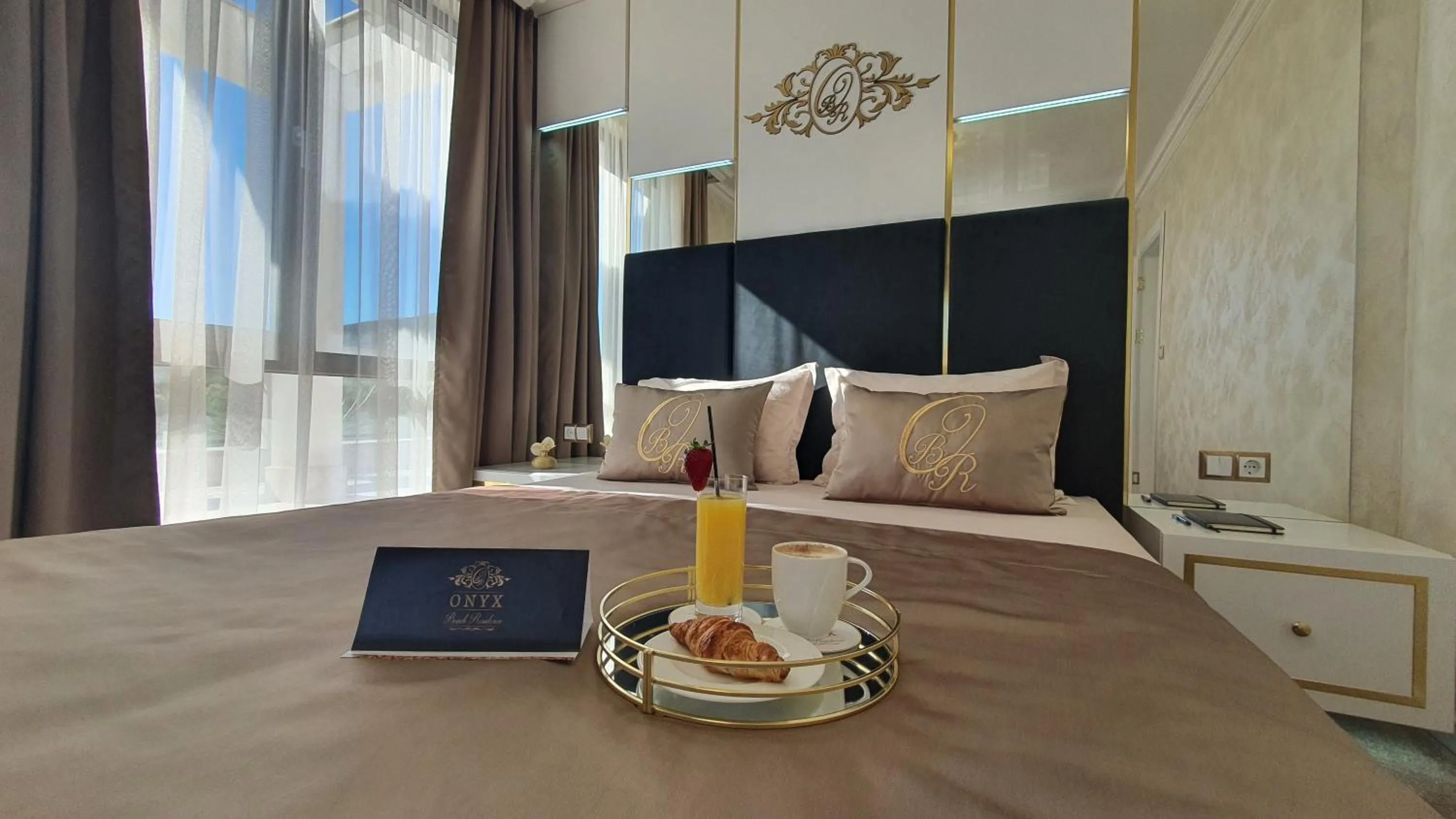 Bedroom, Bed in Onyx Beach Residence - Free Beach Access & Parking