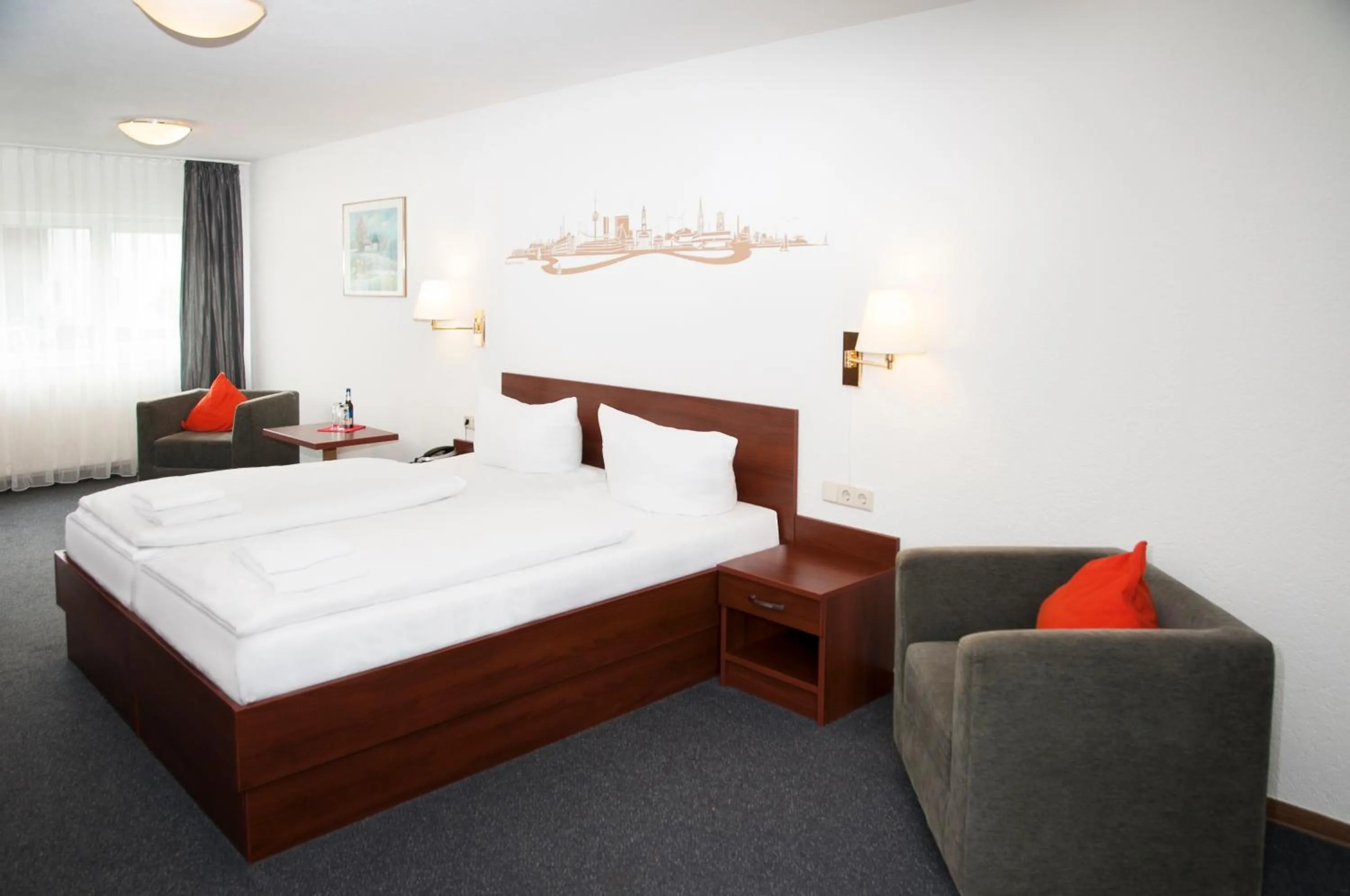 Bedroom, Bed in Hotel Sonne