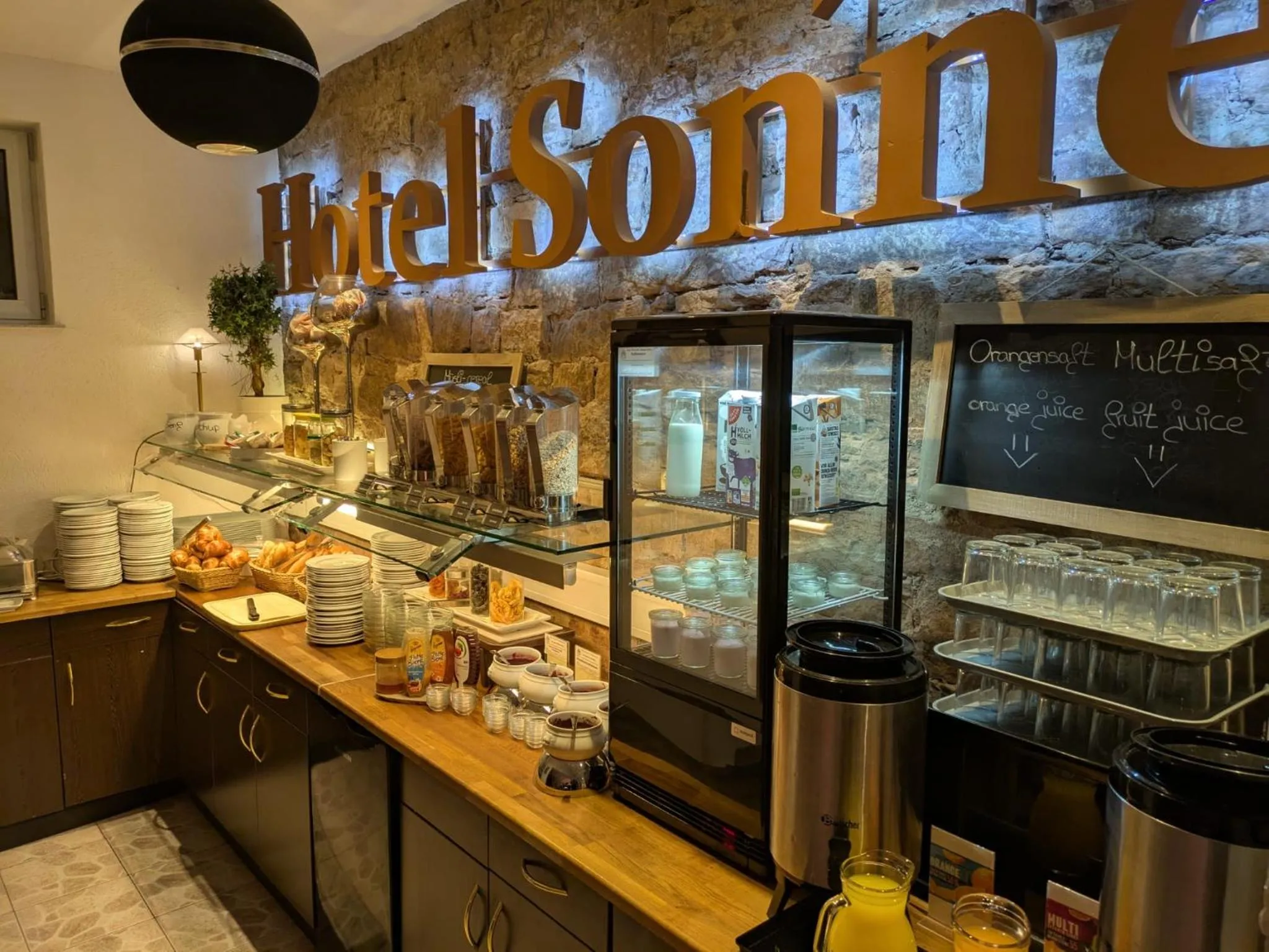 Breakfast in Hotel Sonne