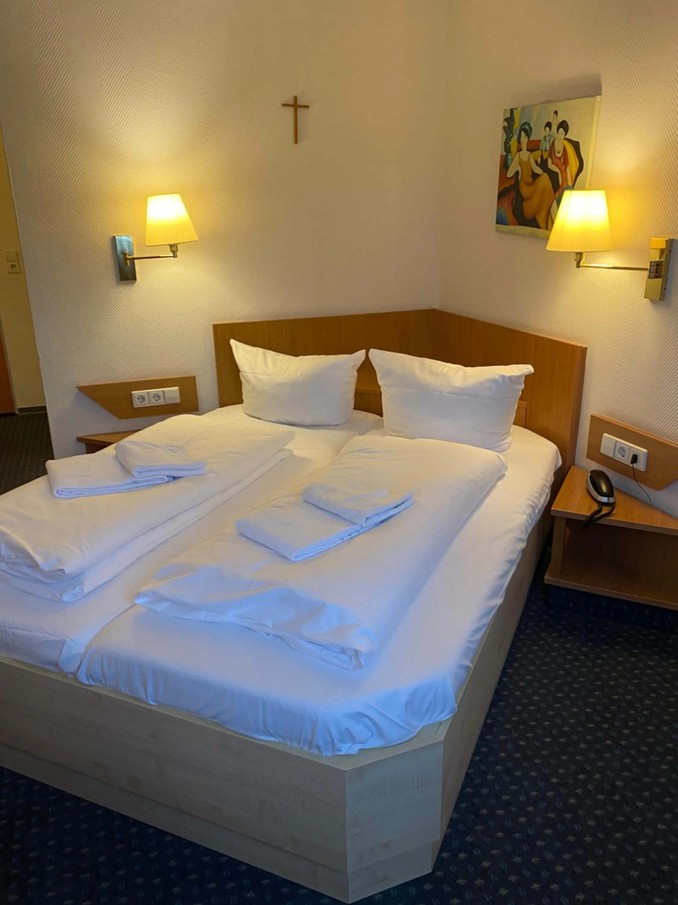 Photo of the whole room, Bed in Hotel Sonne