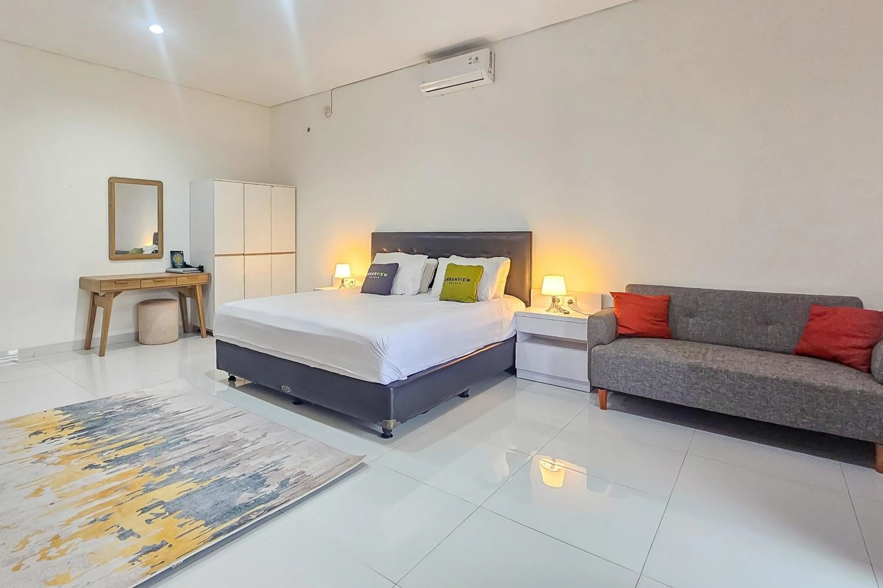 Bedroom, Bed in Urbanview Villa Balong BHO Syariah Bandung