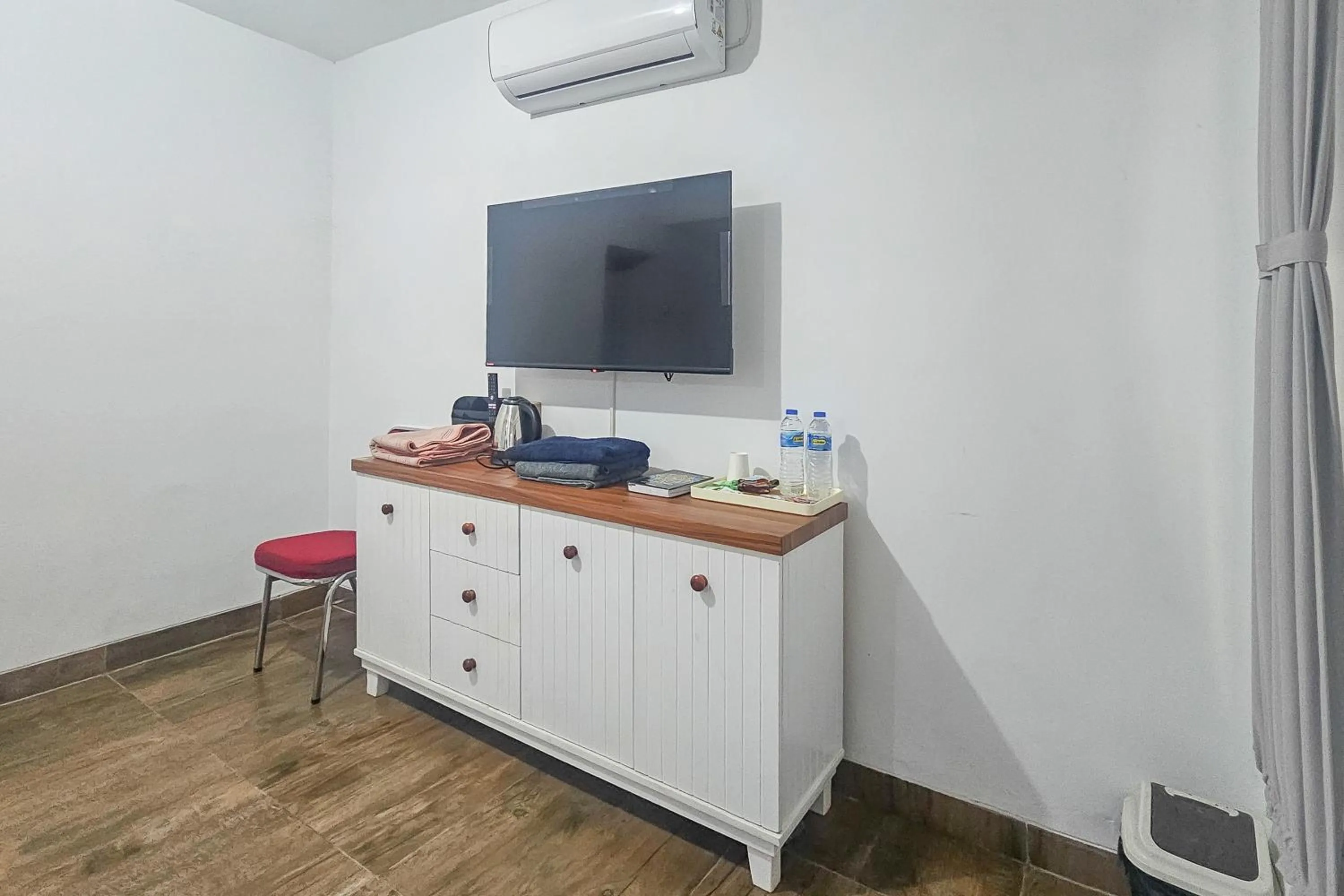 TV and multimedia in Urbanview Villa Balong BHO Syariah Bandung