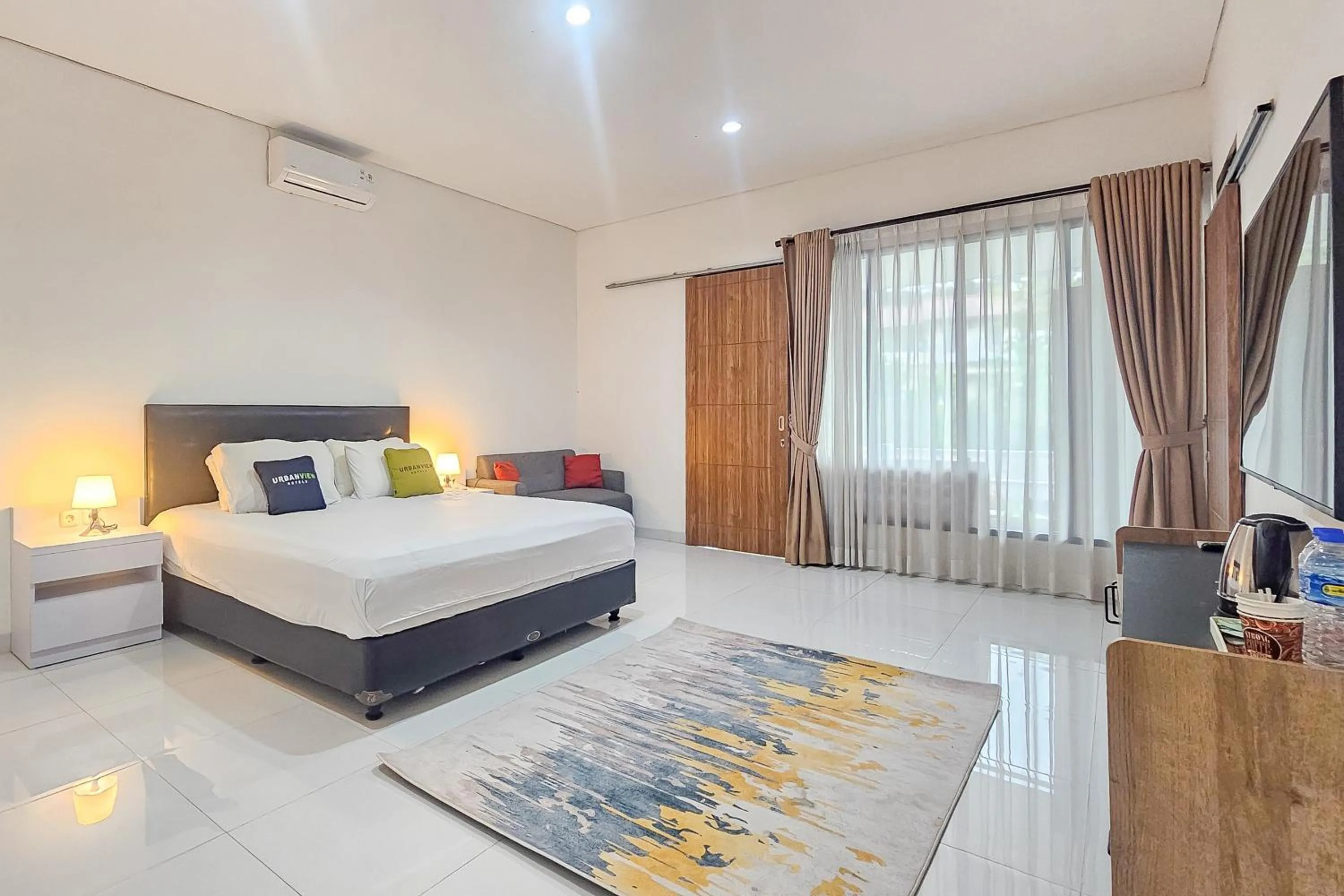 Bedroom, Bed in Urbanview Villa Balong BHO Syariah Bandung