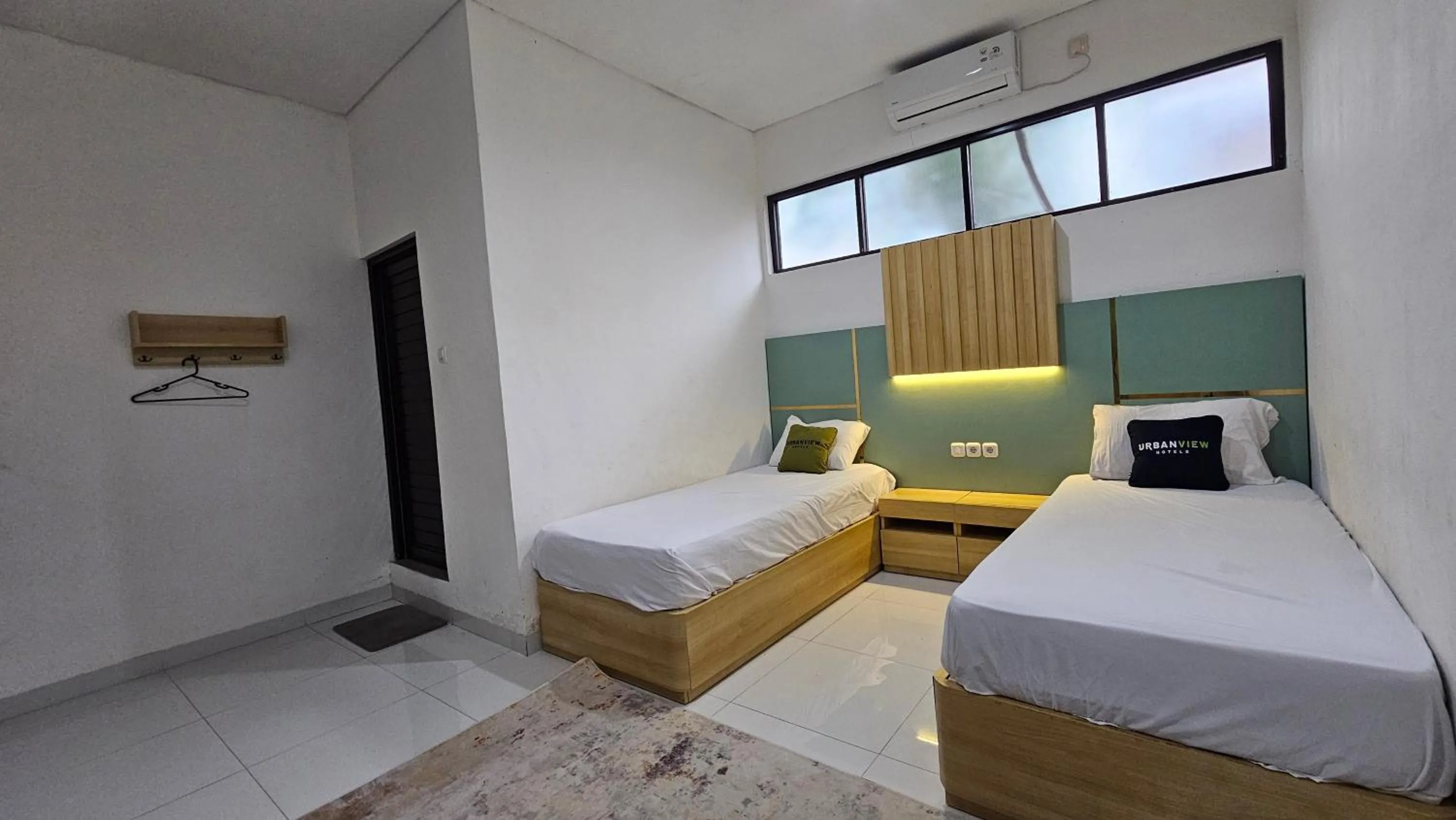 Bedroom, Bed in Urbanview Villa Balong BHO Syariah Bandung