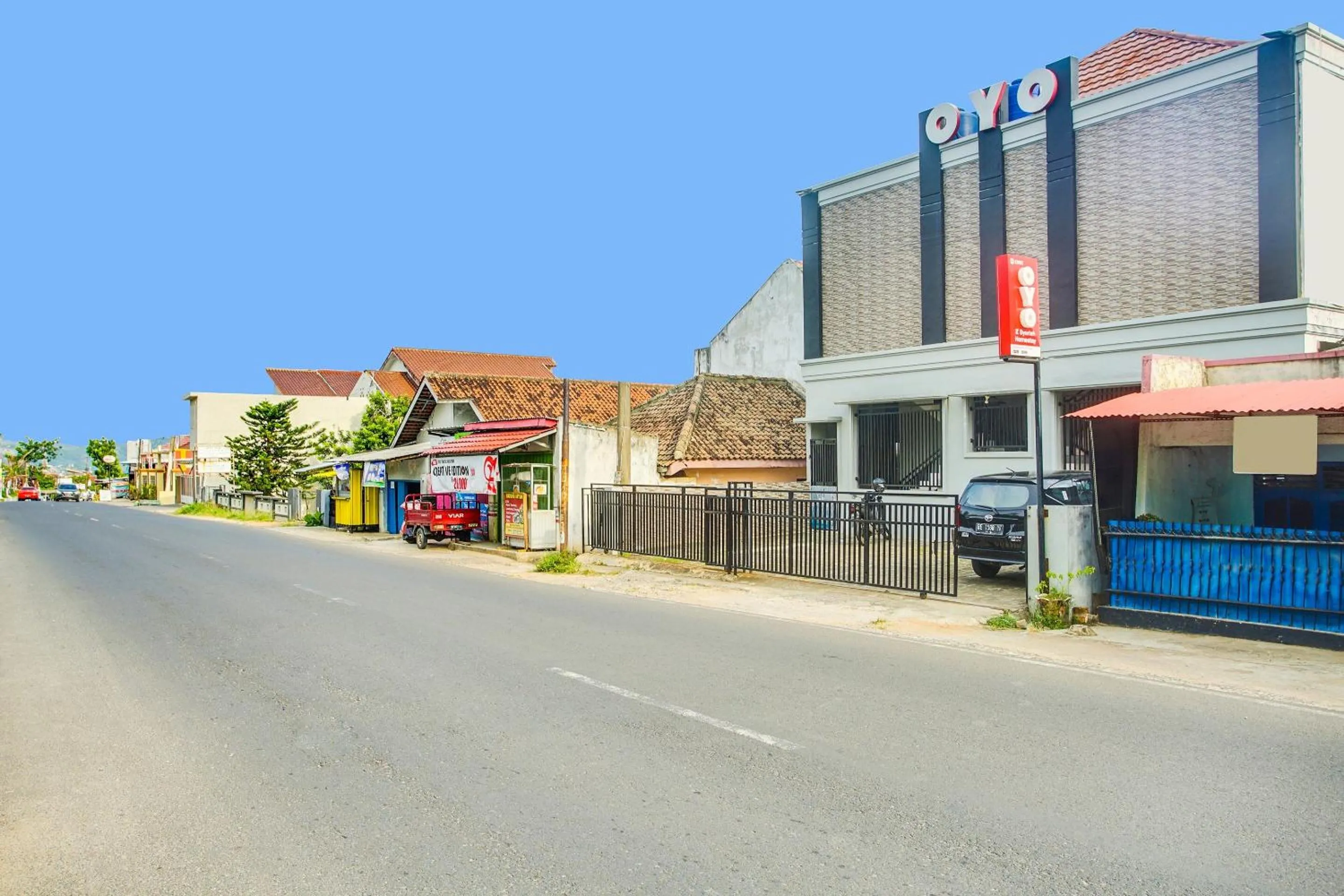 Facade/entrance in Hotel O Teluk Betung Near Taman Dipangga Formerly Z Hotel