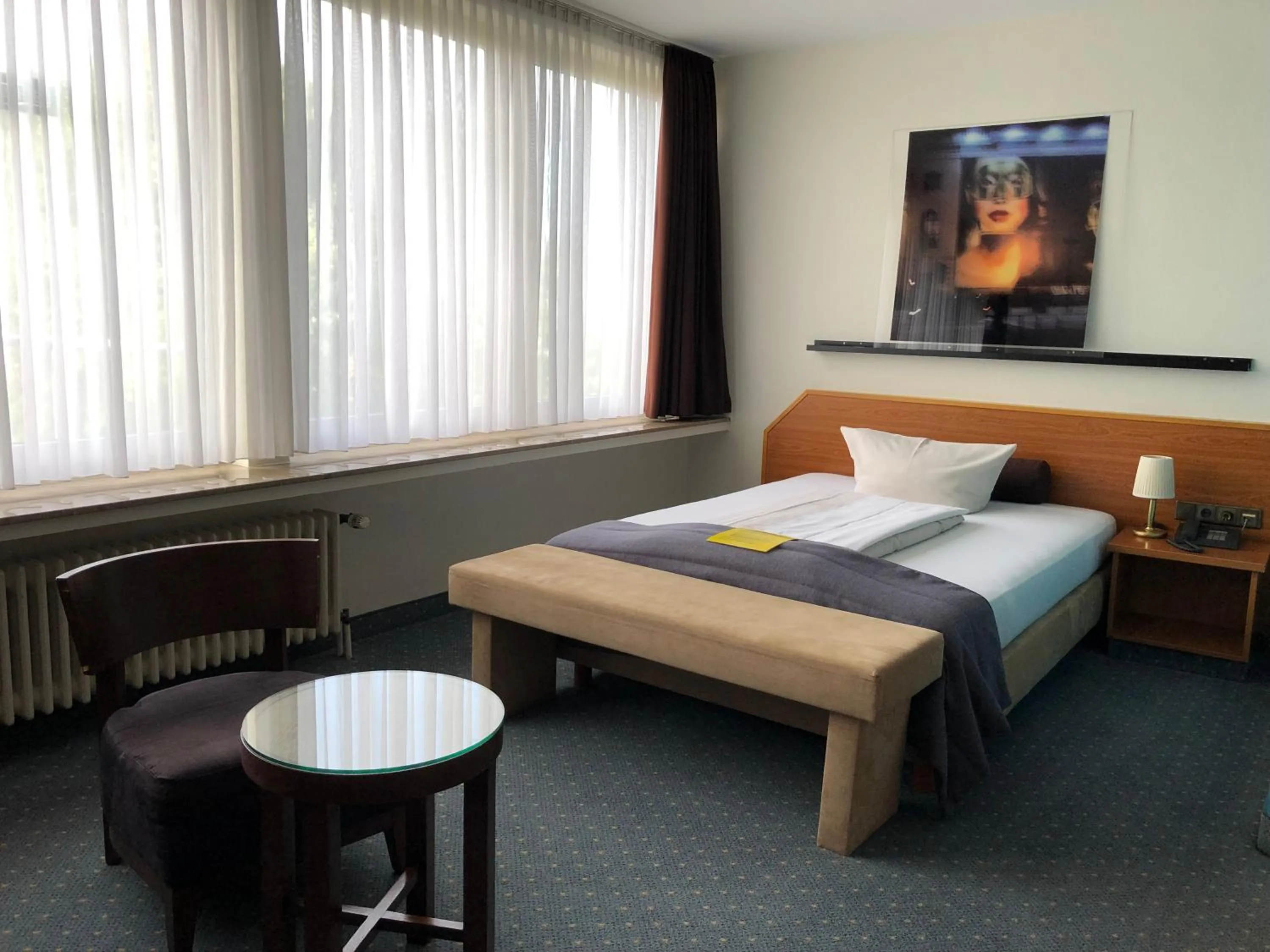 Photo of the whole room, Bed in Hotel Servatius