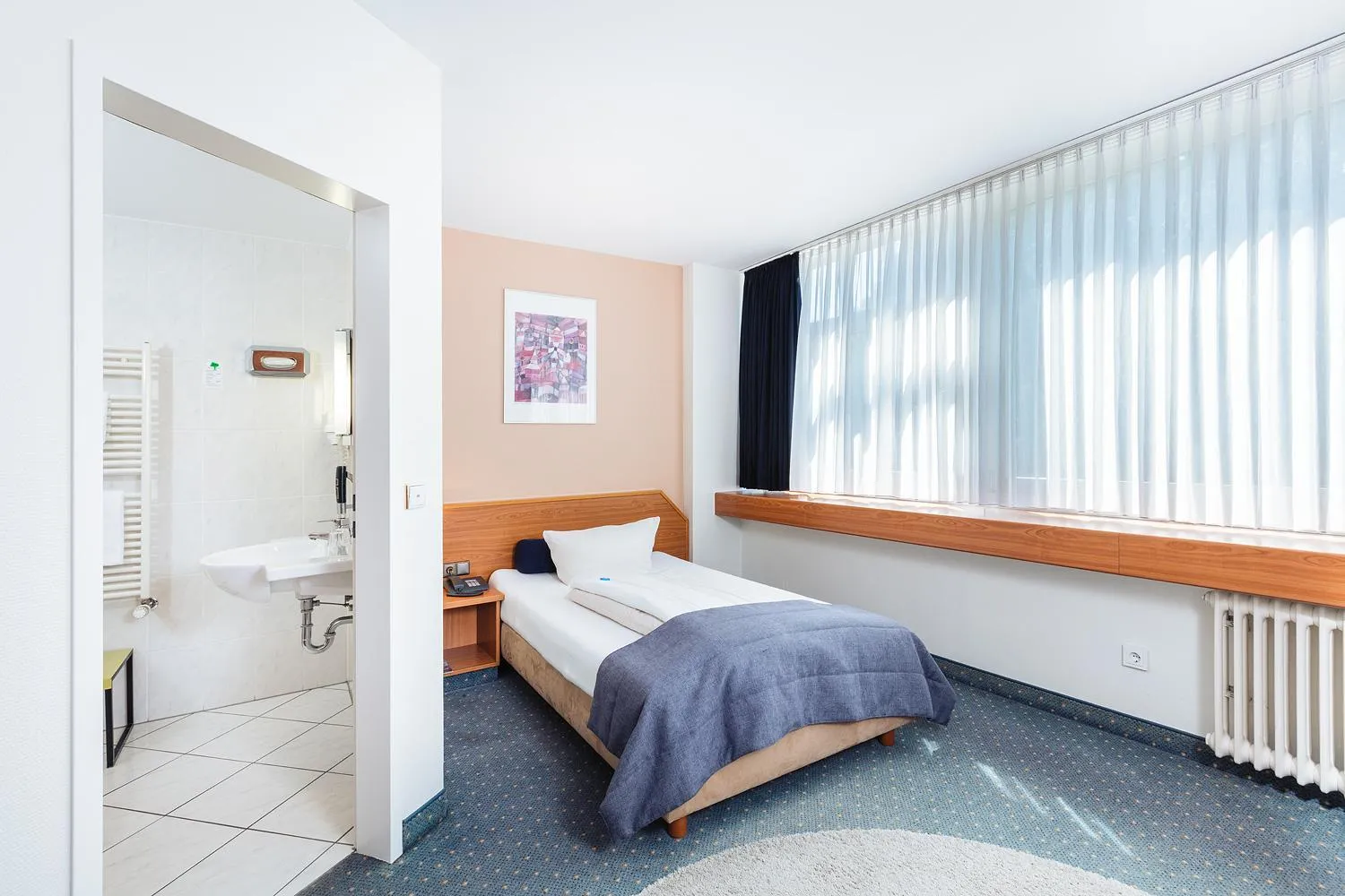 Photo of the whole room, Bed in Hotel Servatius