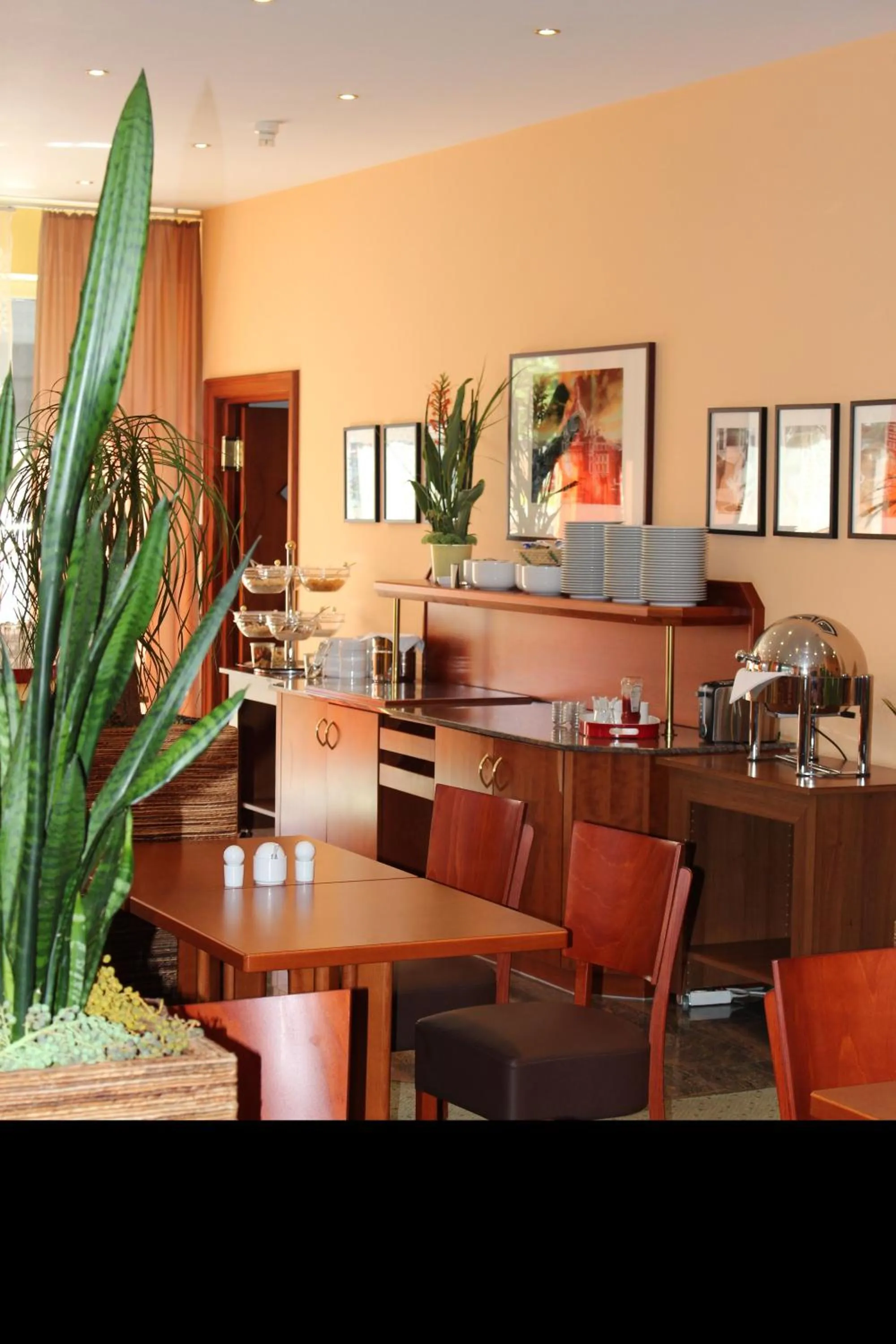 Restaurant/places to eat in Hotel Servatius