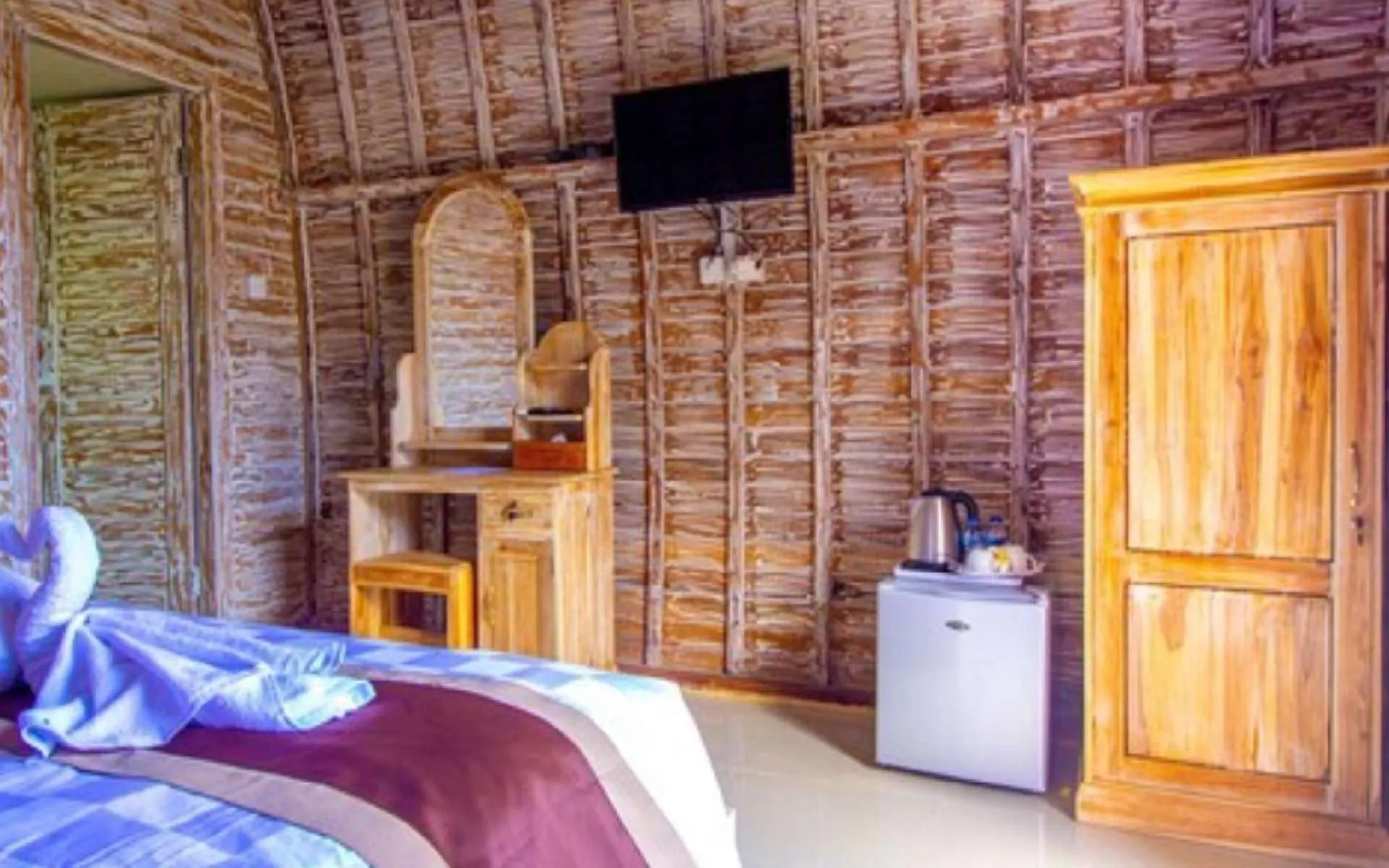 Bed in Unicorn Bungalow