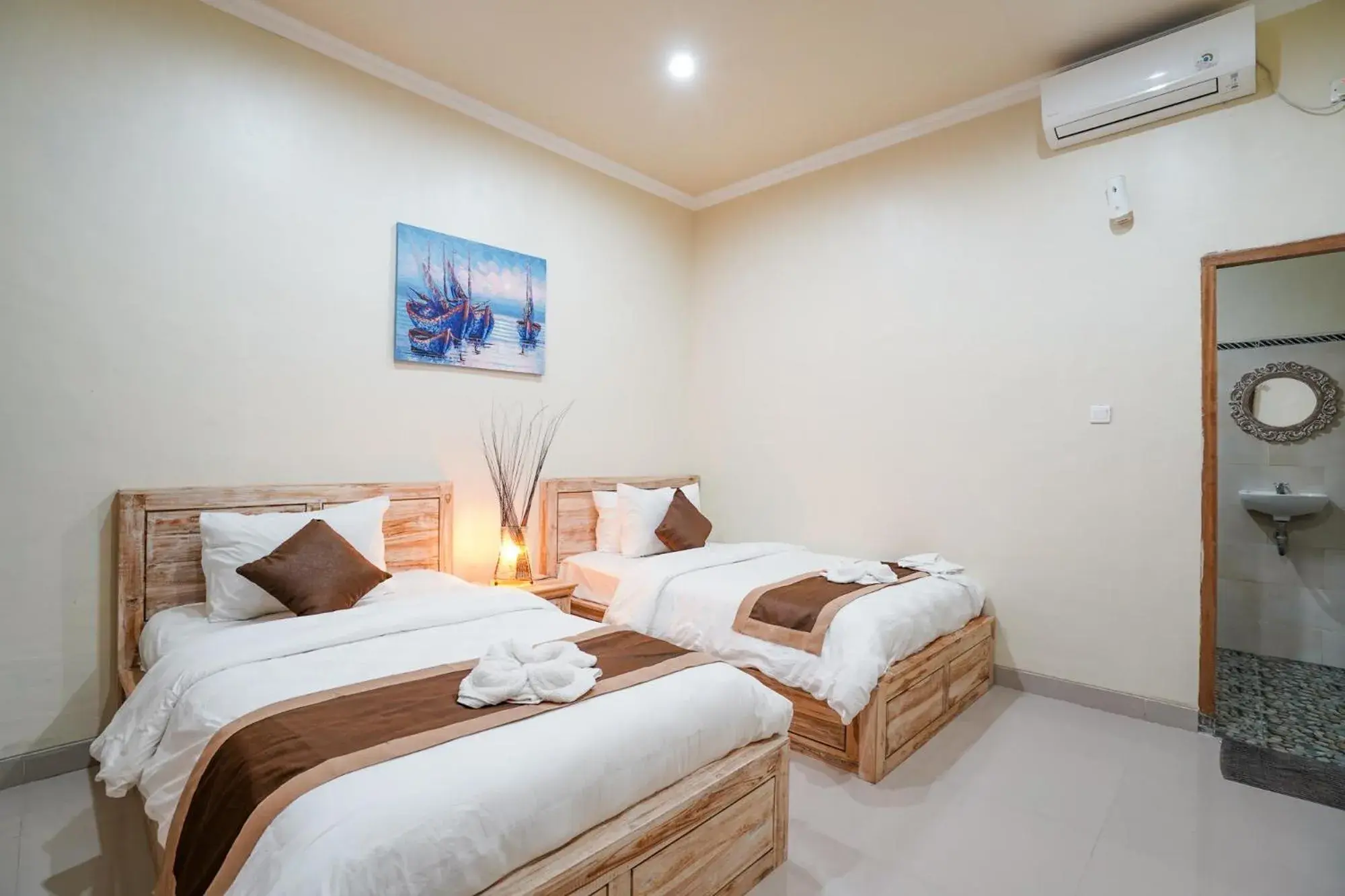 Property building, Bed in Unicorn Bungalow Property building, Bed in Unicorn Bungalow