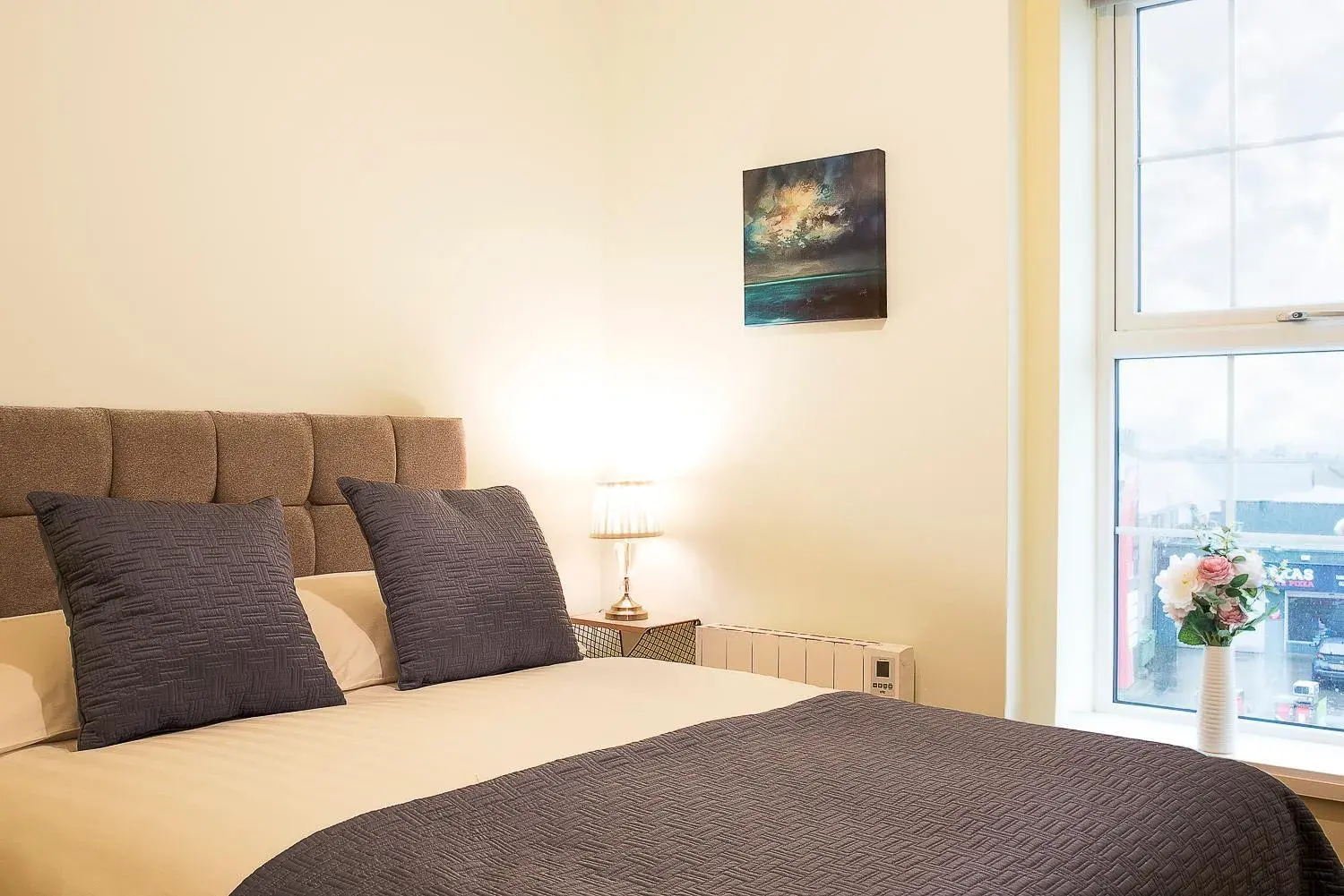 Other, Bed in Blue Door Apartments Other, Bed in Blue Door Apartments